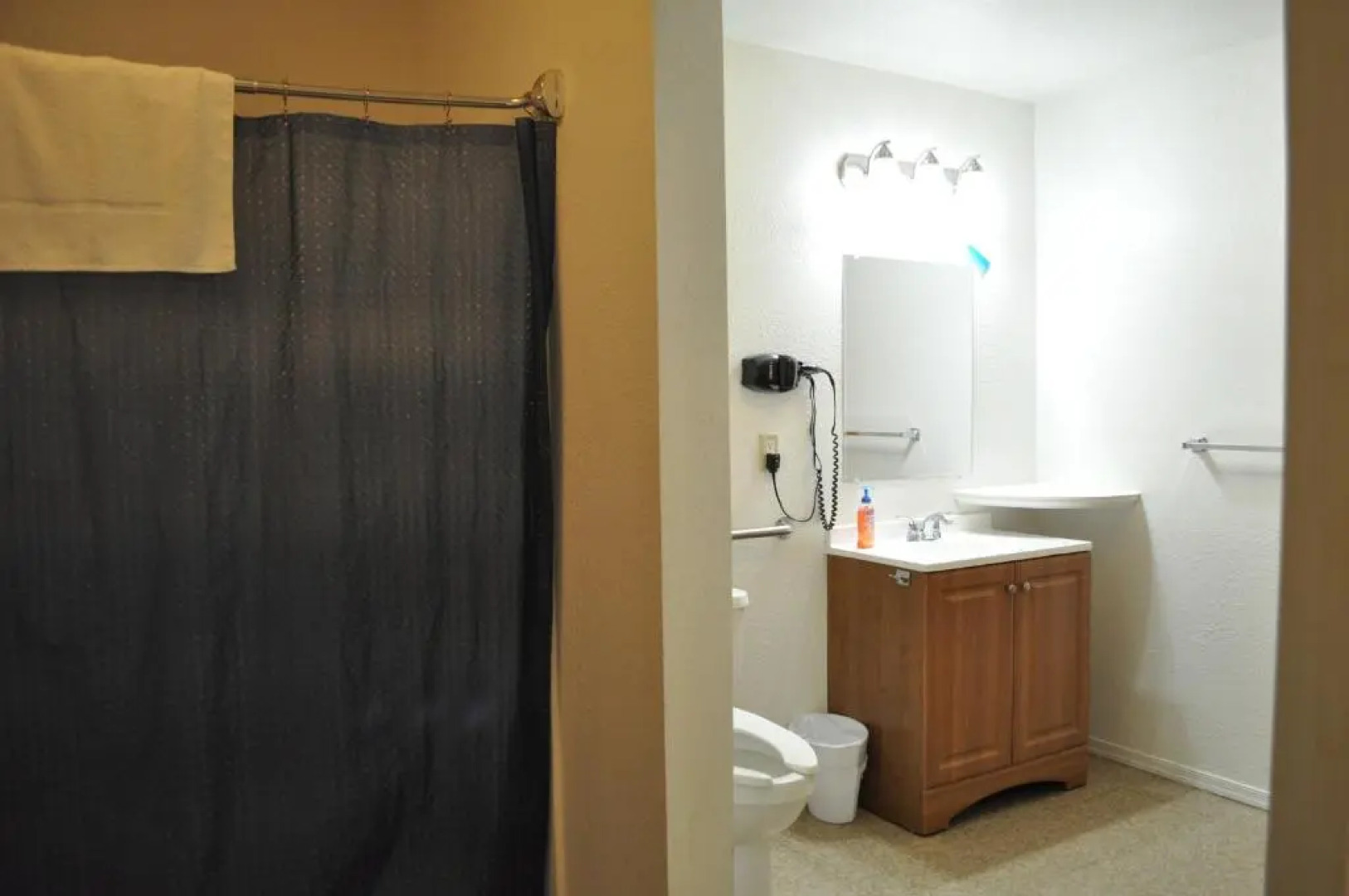 K7 Bed and Breakfast