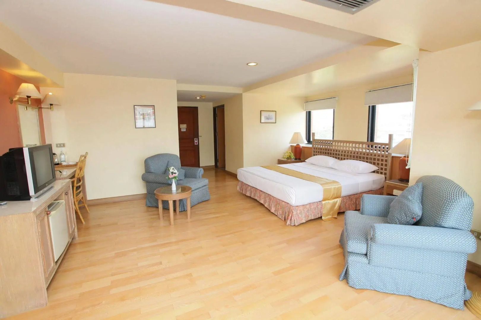 Pin Hotel