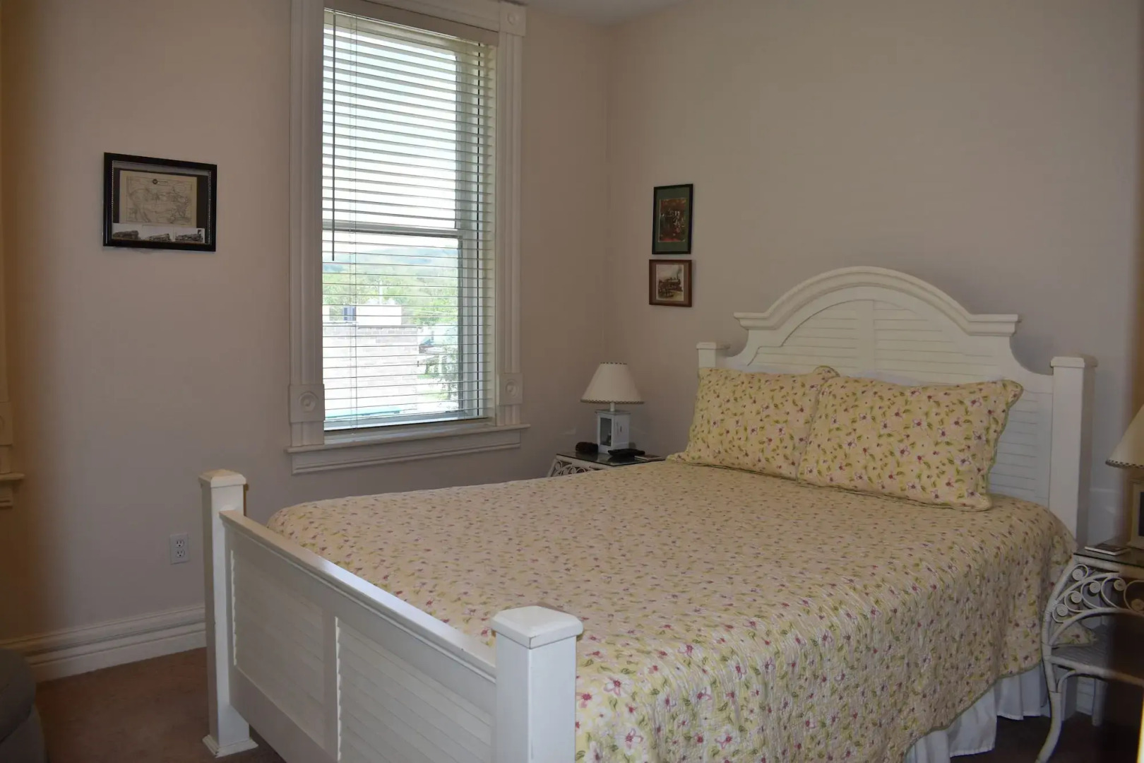 Hermann Crown Suites