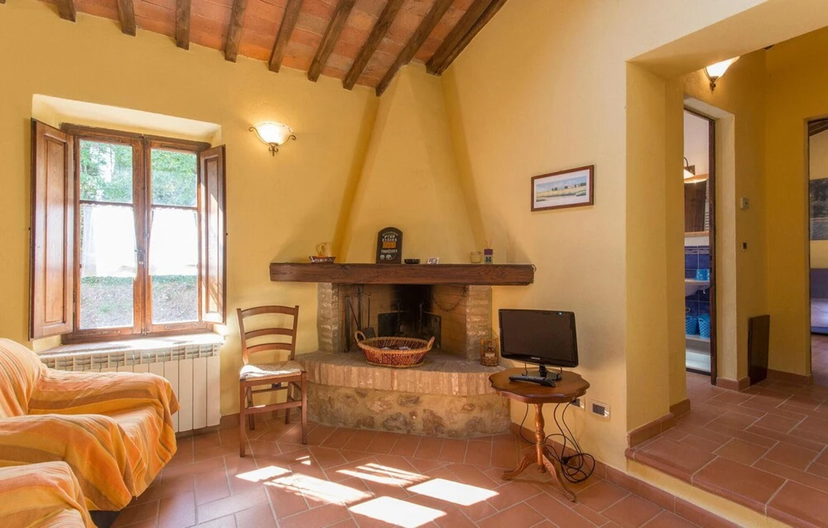 Beautiful Home in Monticiano SI With 2 Bedrooms