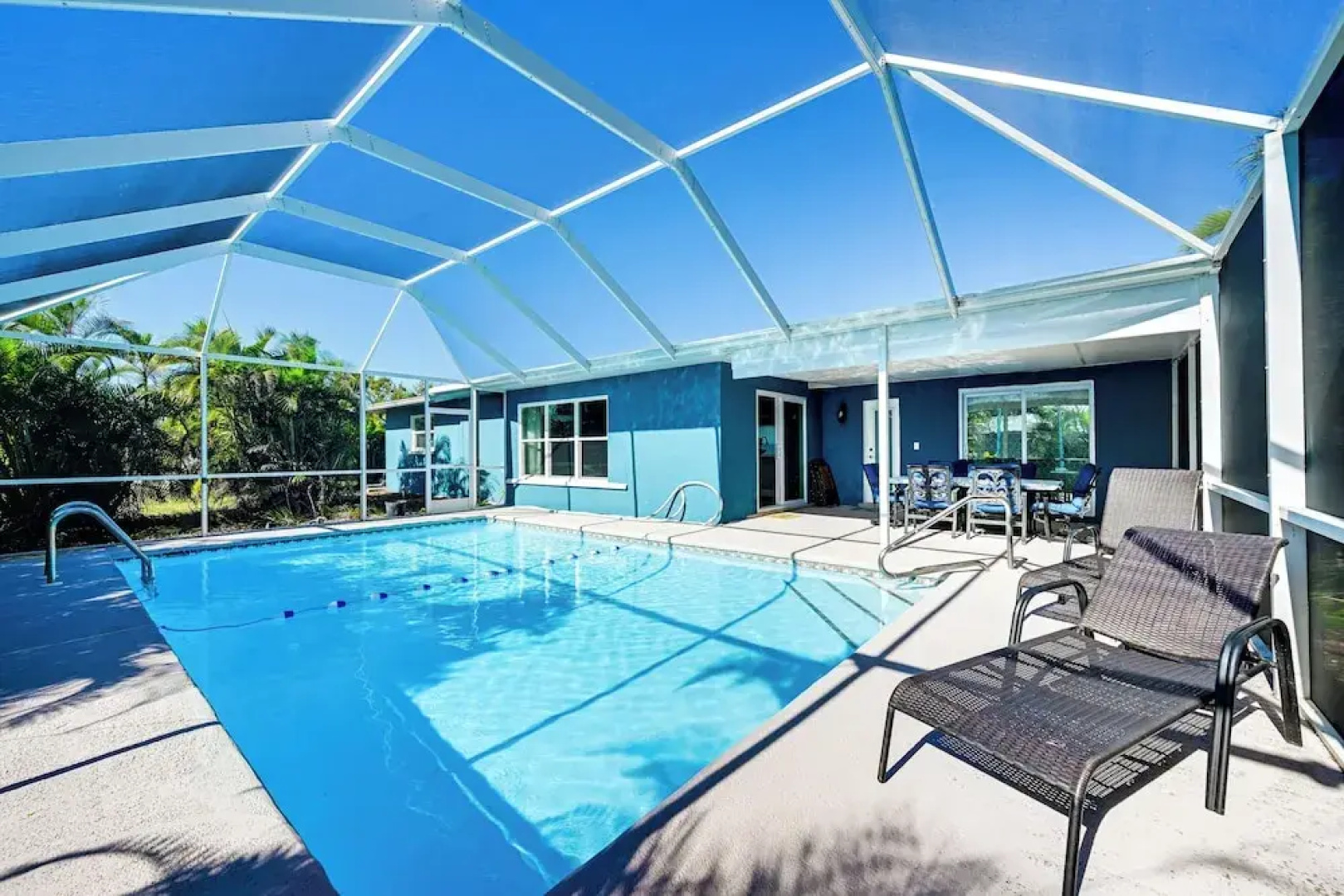 Florida Gulf Coast Getaway: Pool + Screened Lanai!