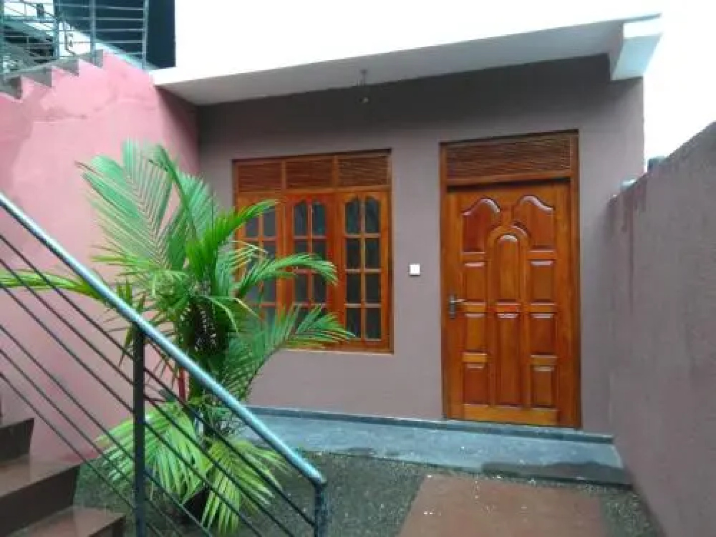 The Top Hill Side Resort