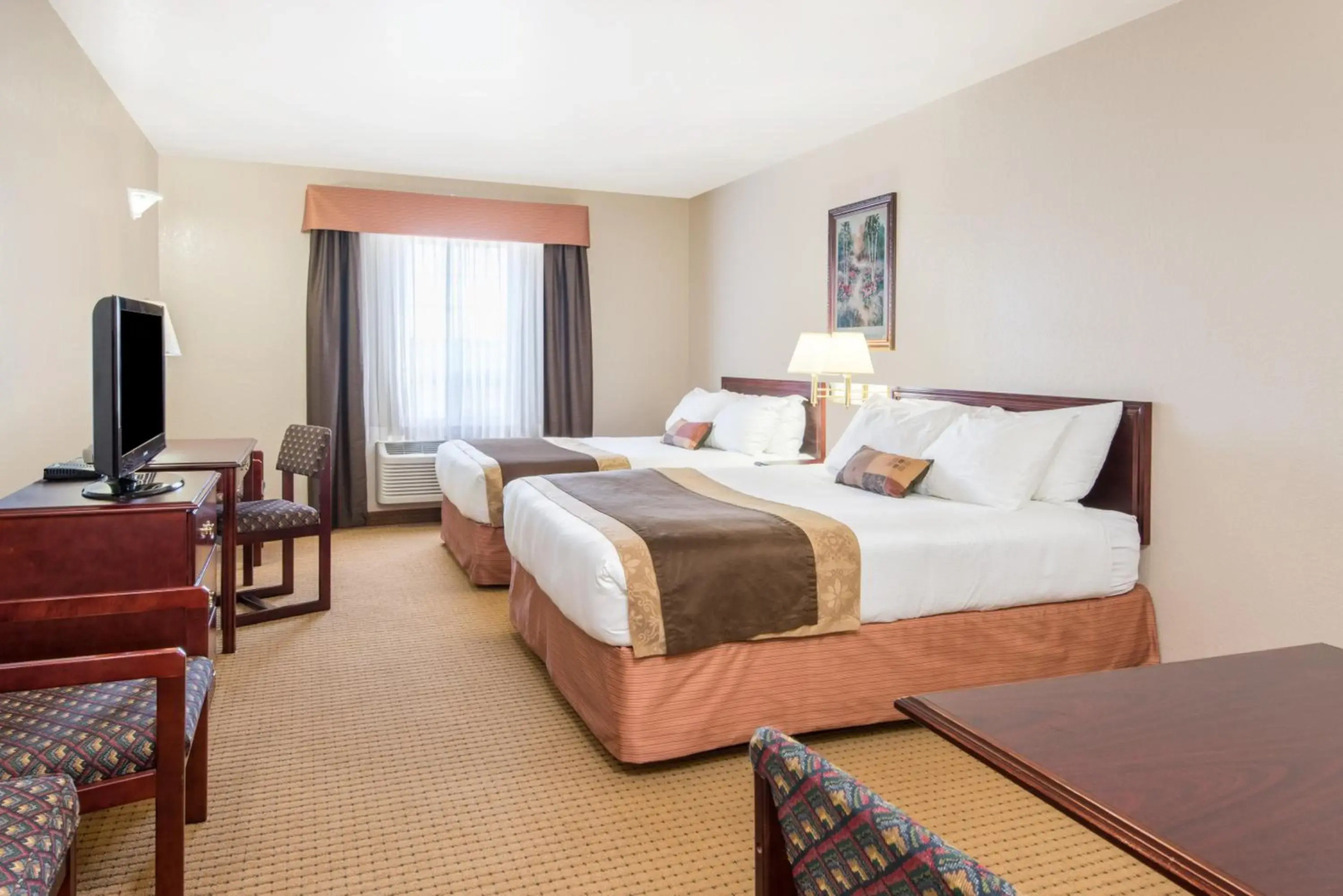 Ramada by Wyndham Lloydminster
