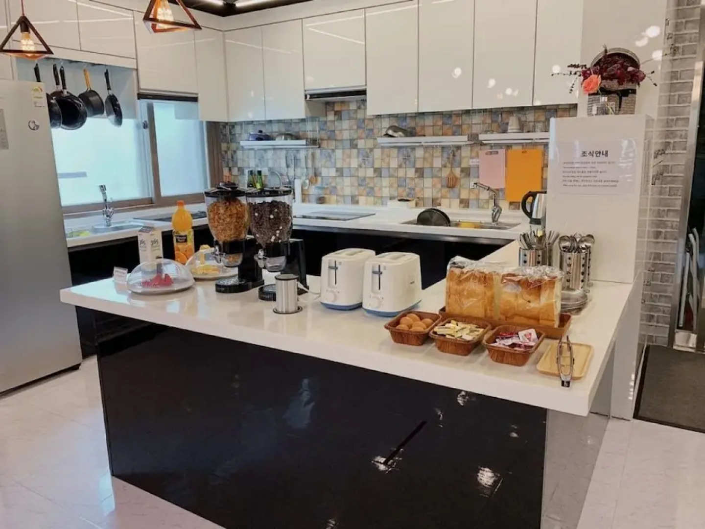 SH Guesthouse - Hostel