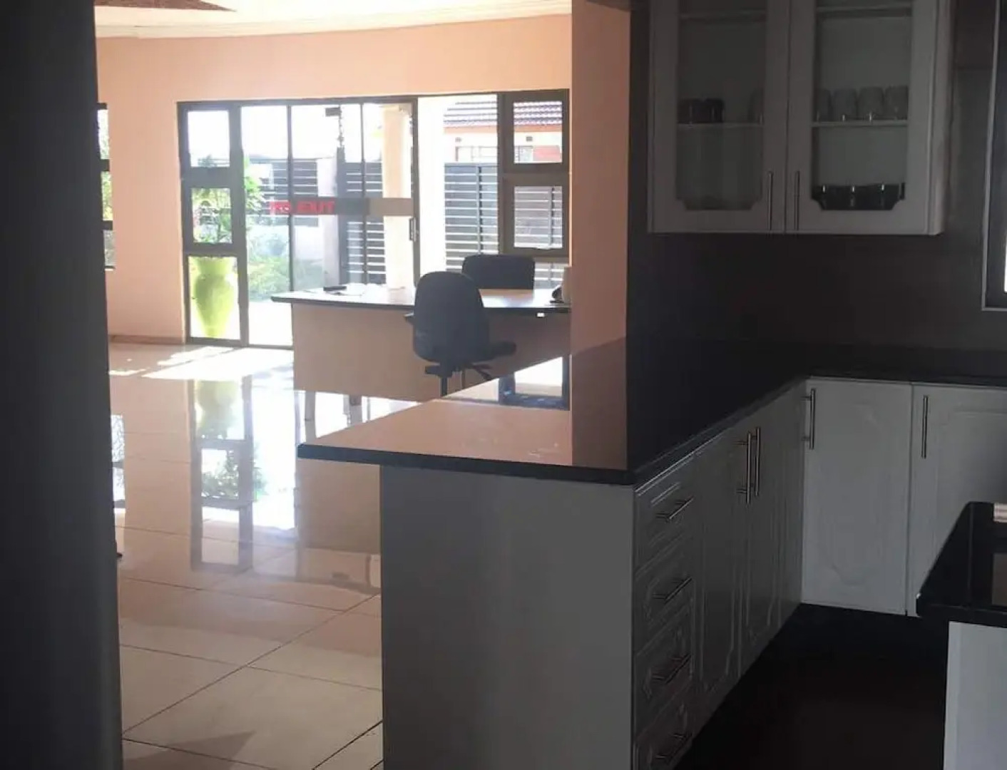 Eagle Suites Guest House