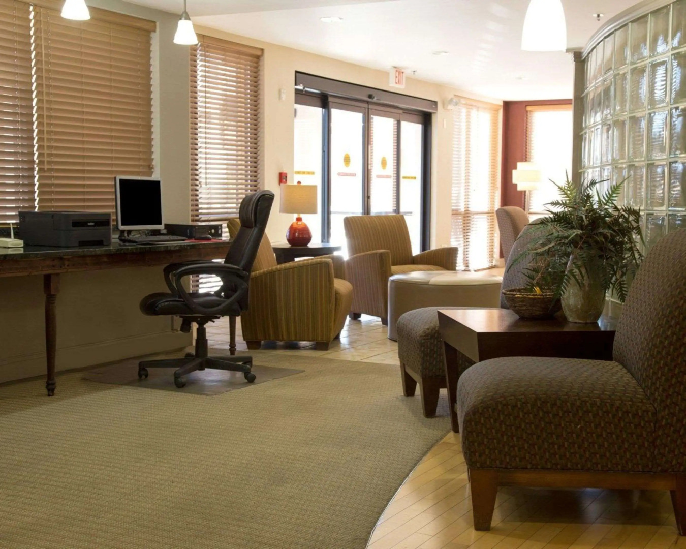 Comfort Suites Fultondale I-65 near I-22