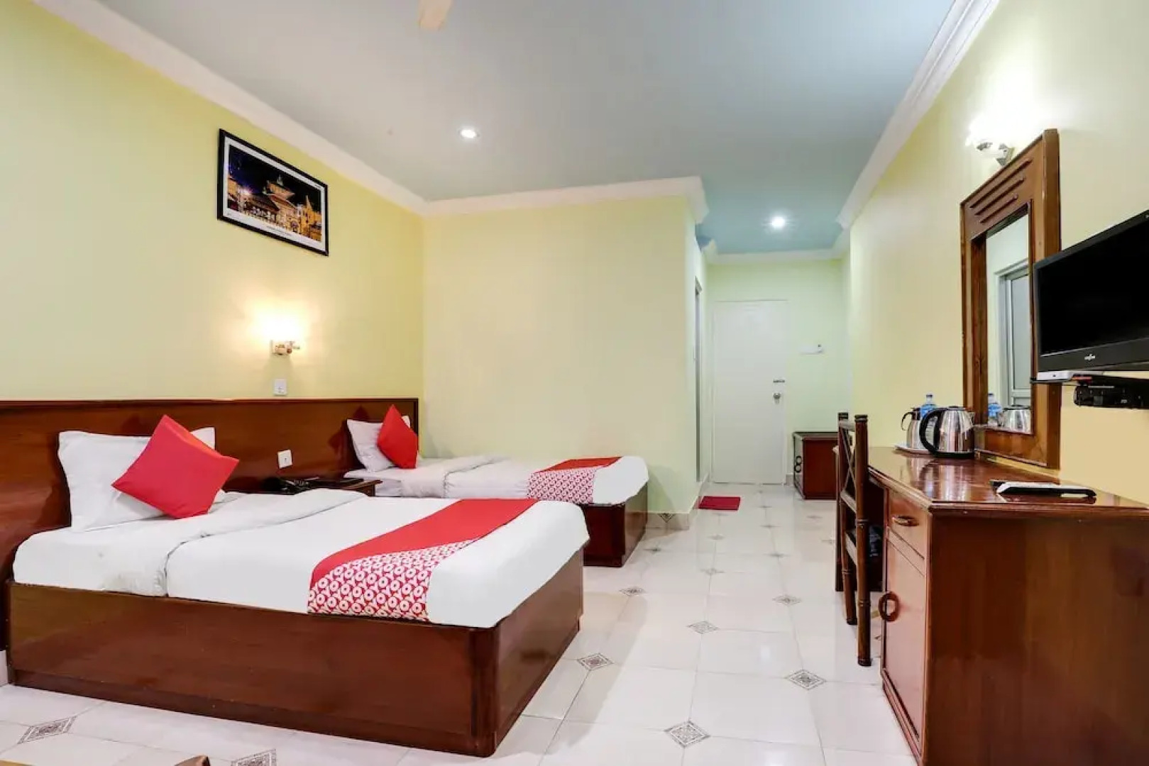 OYO 582 Hotel Lacoul