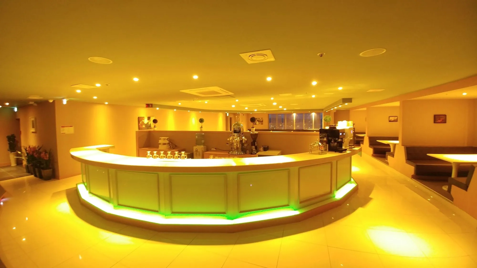 Gangneung Tourist Hotel