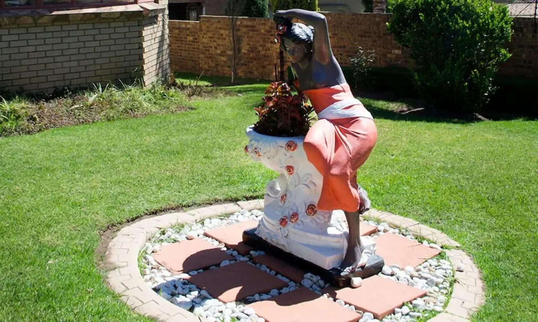 Visit Vakasha Guest Lodge 2