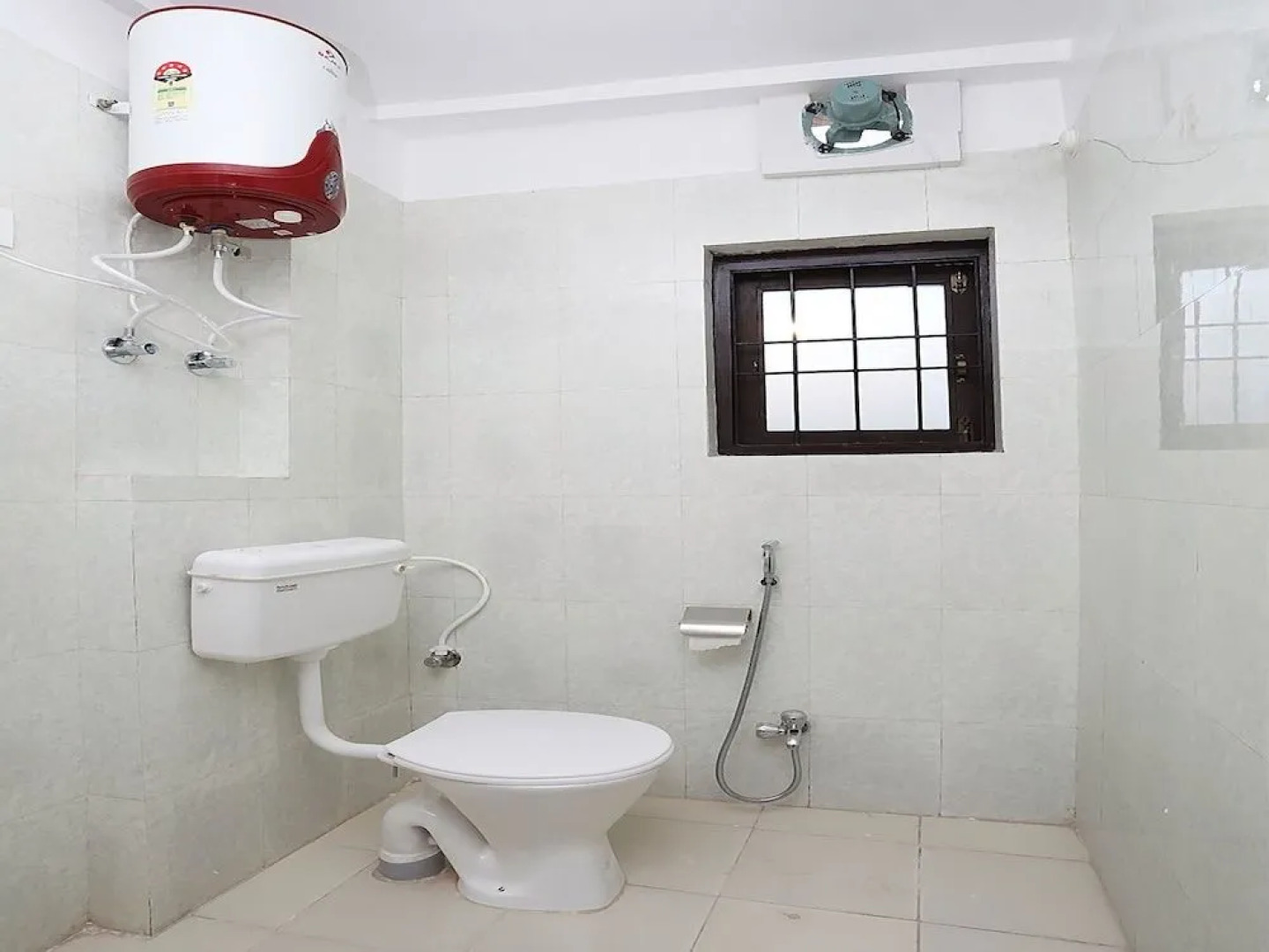 OYO 9675 Hotel Galaxy