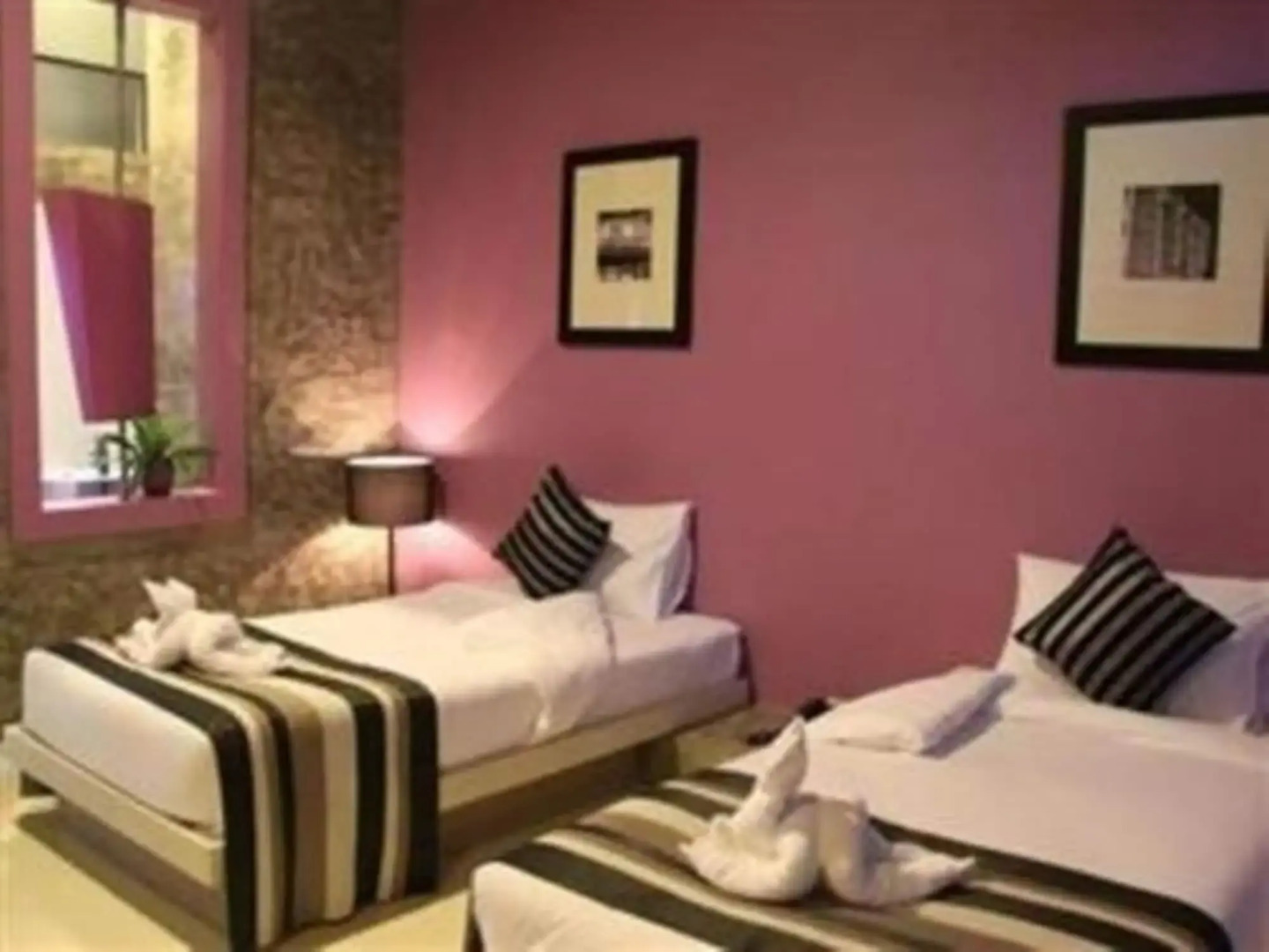 The b Ranong Trend Hotel