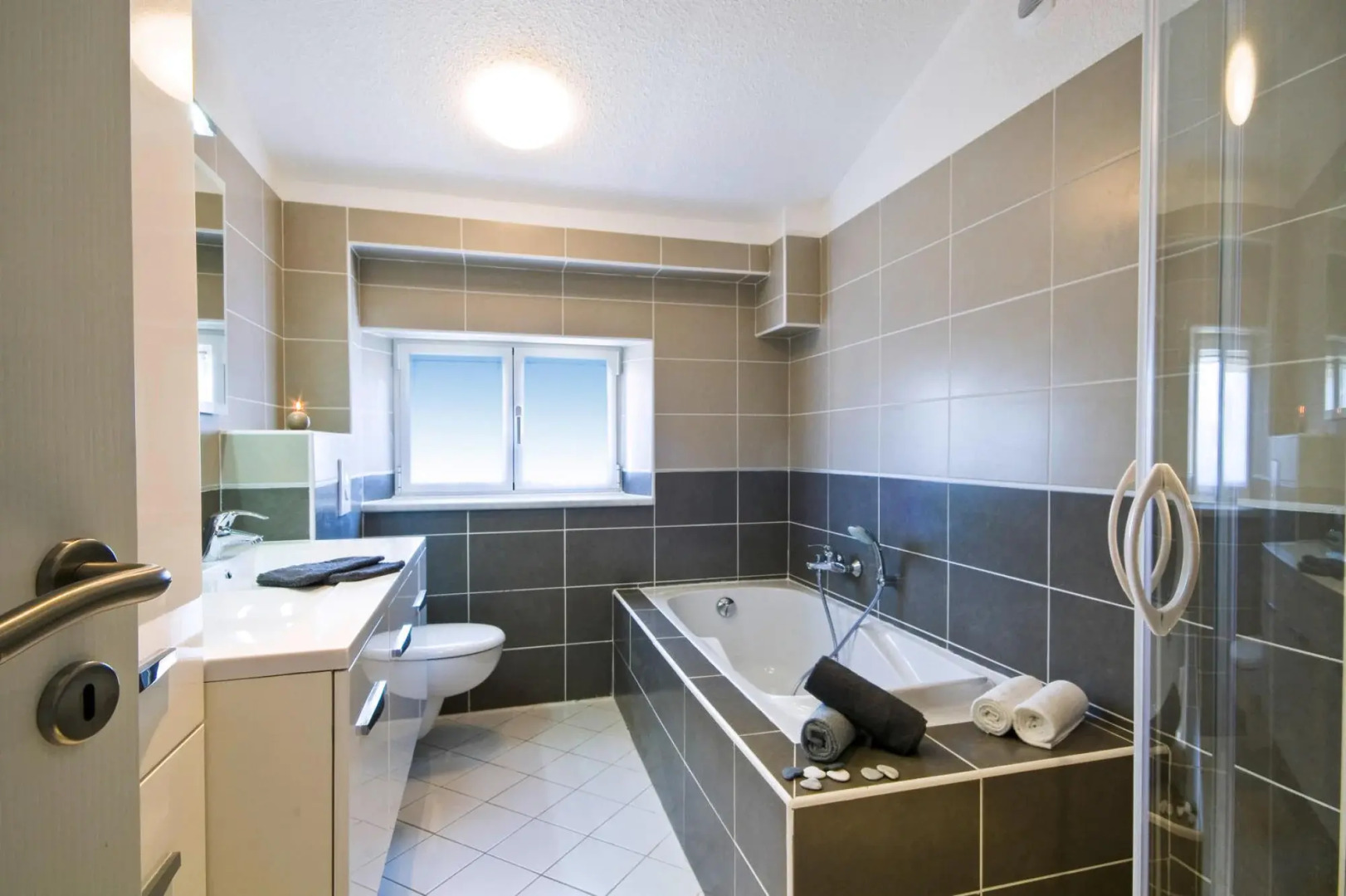 Terraced house with air conditioning in the residence Le Clos des Oliviers