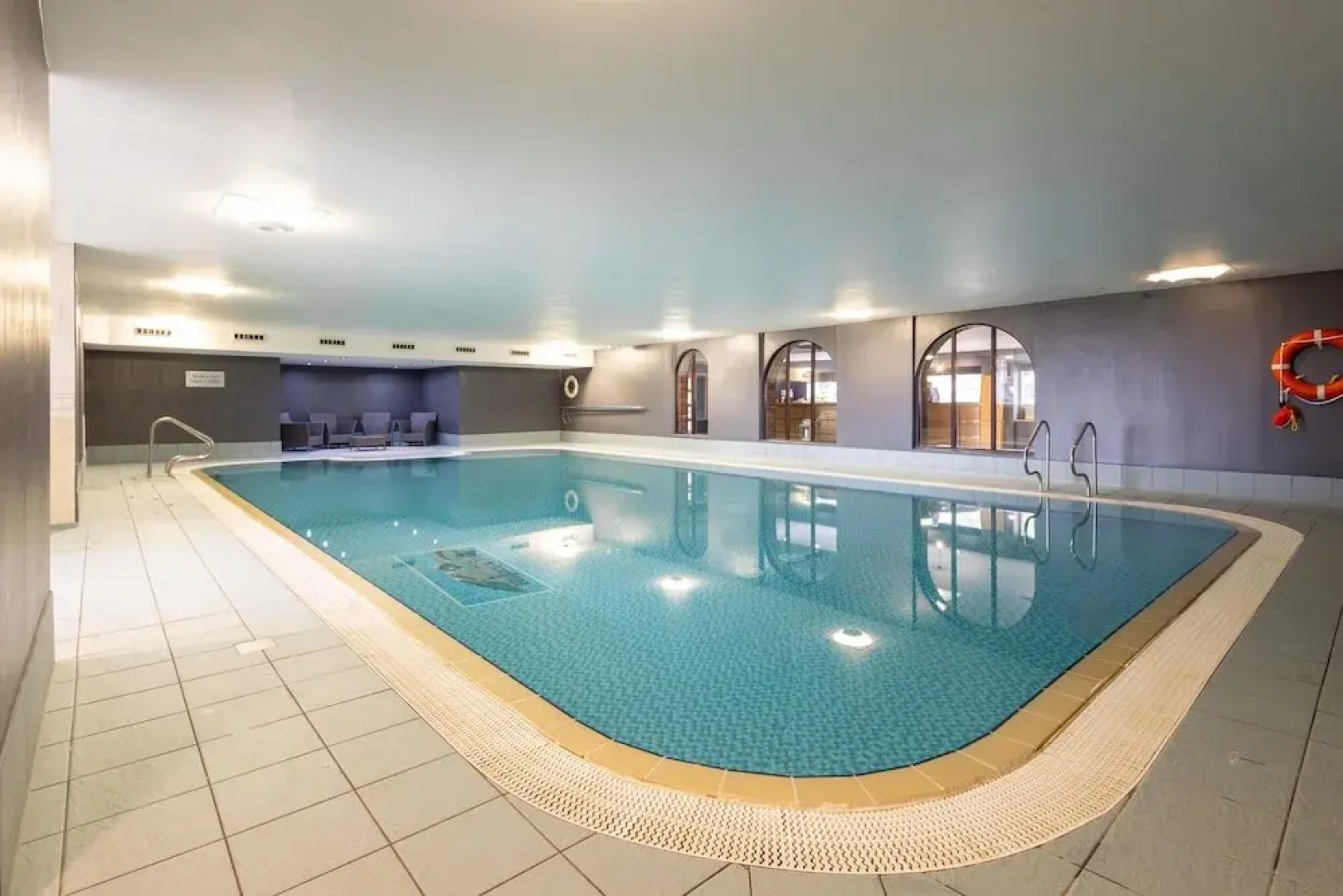 Host Stay Bowscale Suite