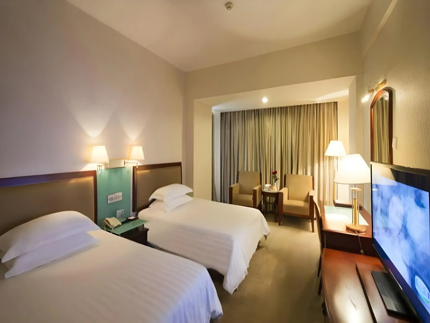 Quanzhou Overseas Chinese Hotel