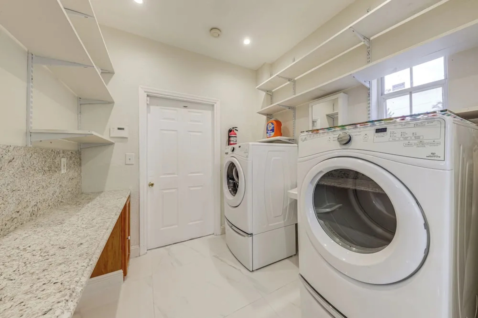 Swim, Barbecue & Game: Home 4 Mi to Pompano Beach!