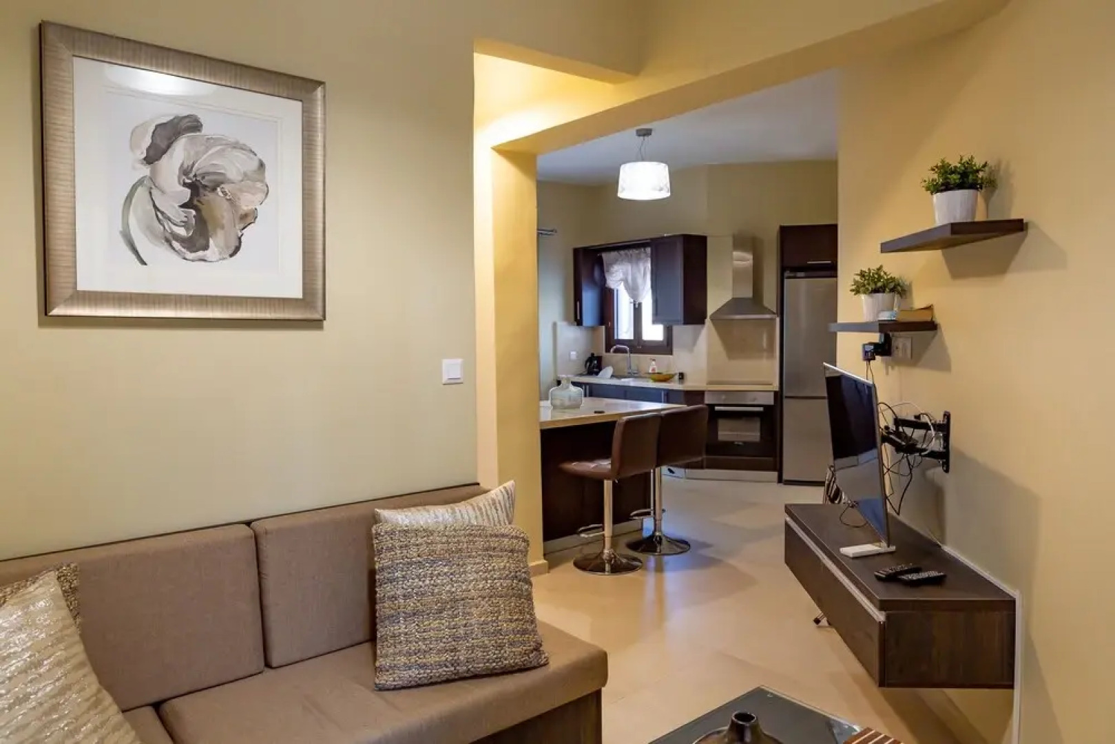 Theoxenia Suites & Apartments