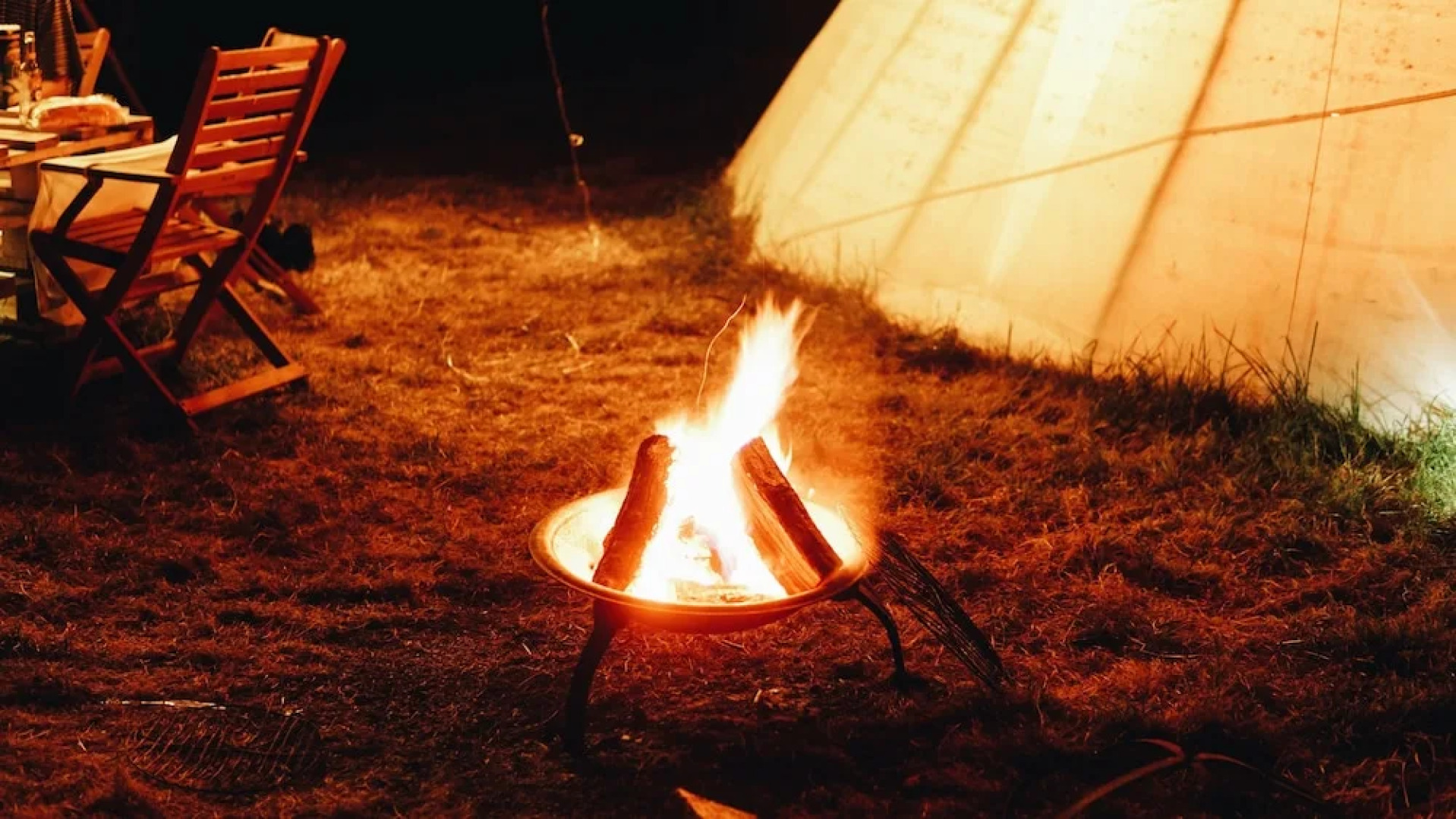 White House on Wye Glamping