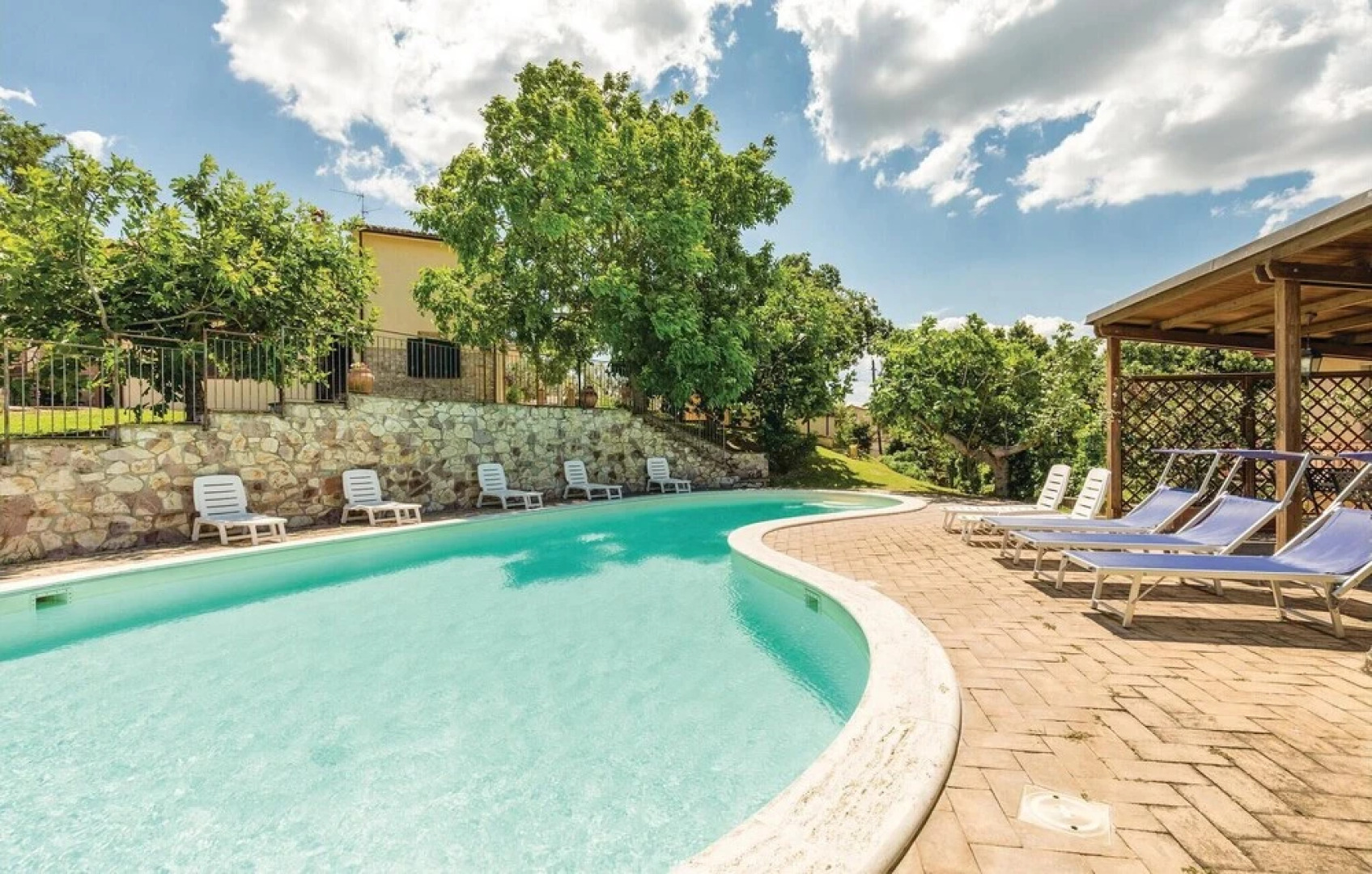 Stunning Apartment in Giano Dell'umbria PG With 1 Bedrooms, Wifi and Outdoor Swimming Pool