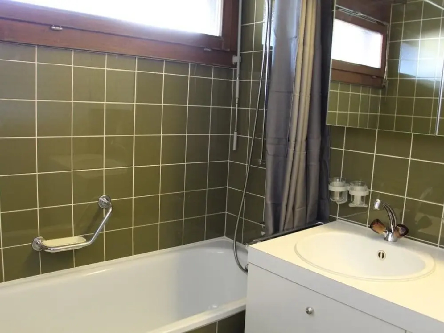 Morion Lenk in Lenk With 2 Bedrooms and 1 5 Bathrooms