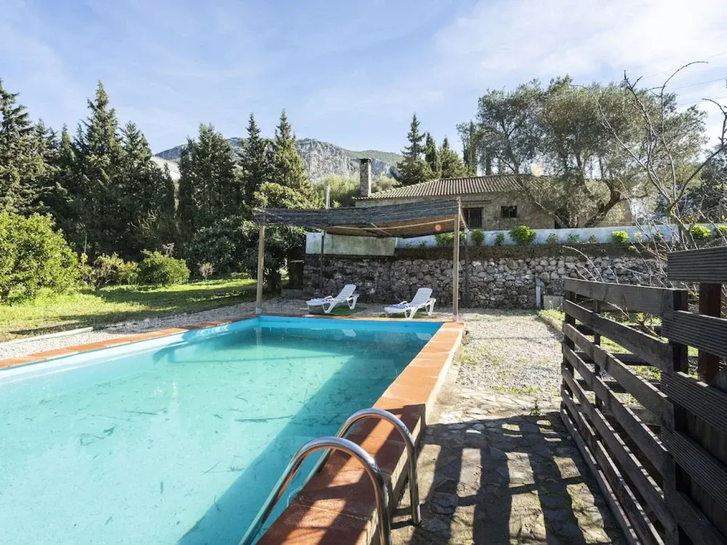 Spacious Holiday Home in Ubrique With Swimming Pool