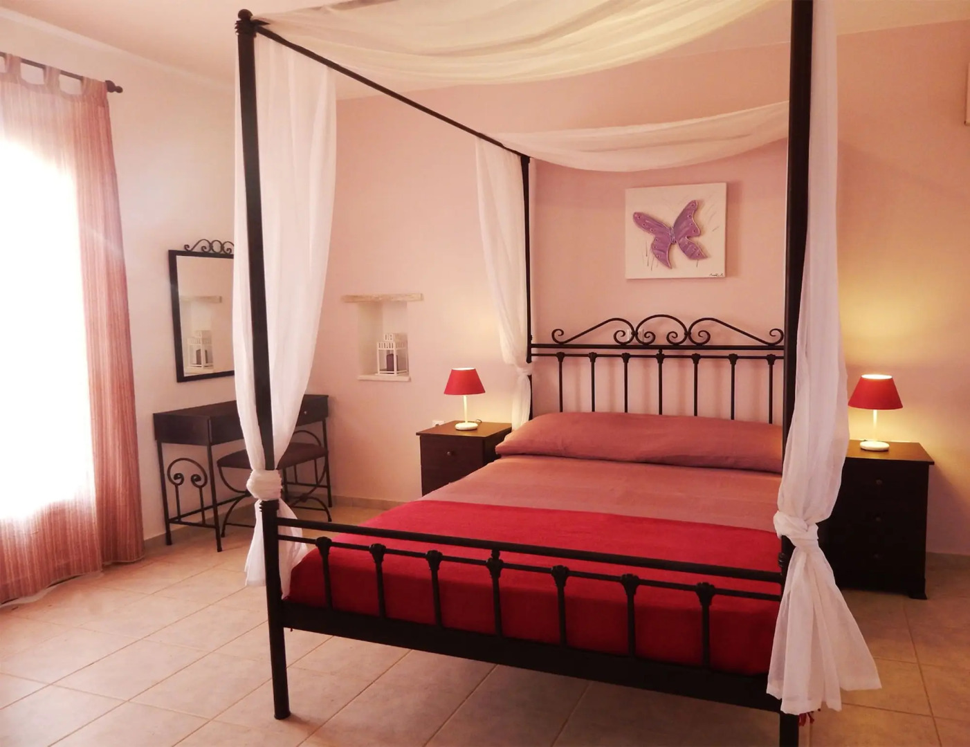 Dolphin Kastraki Studios