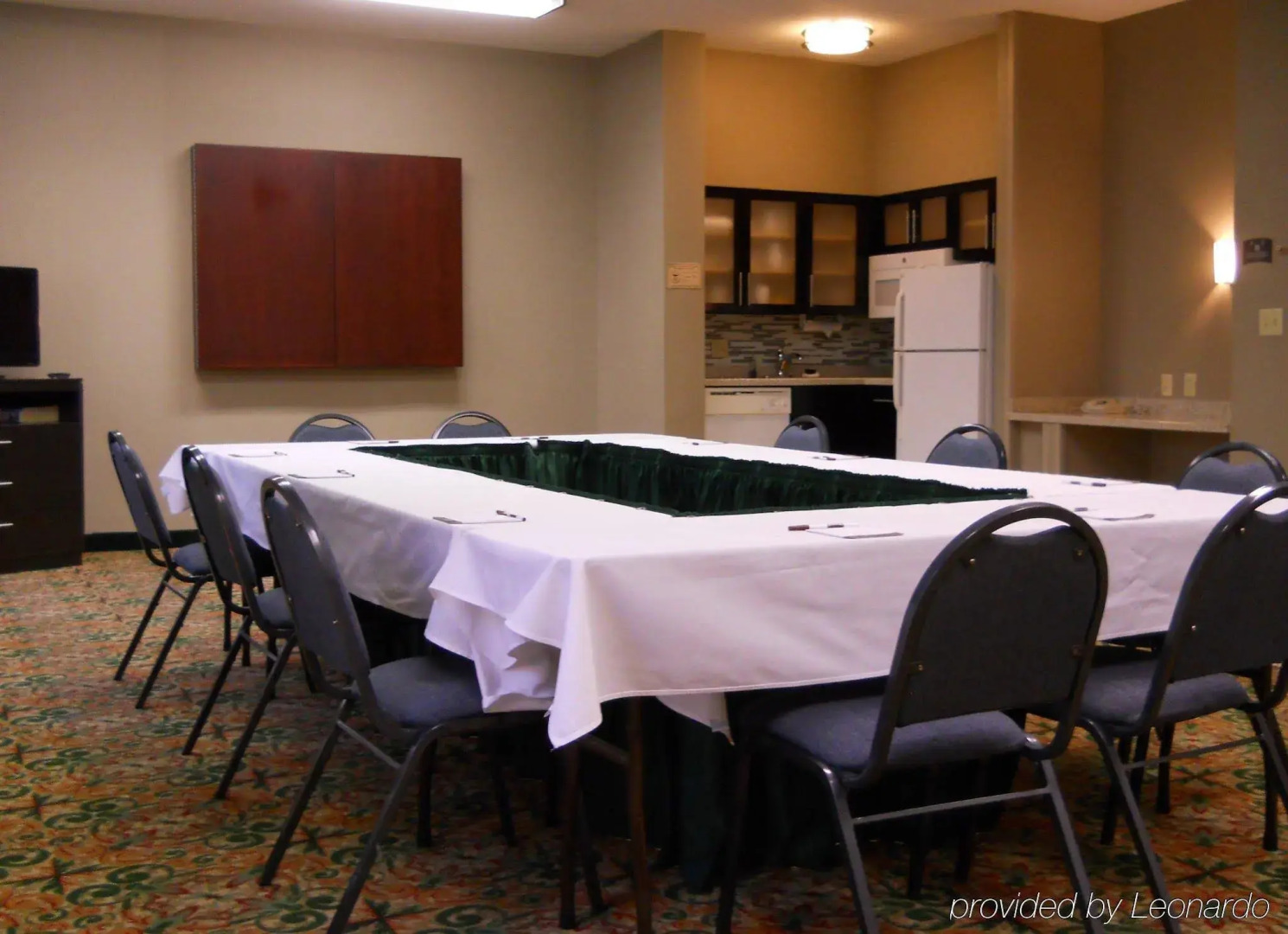 Staybridge Suites Columbus-Airport by IHG