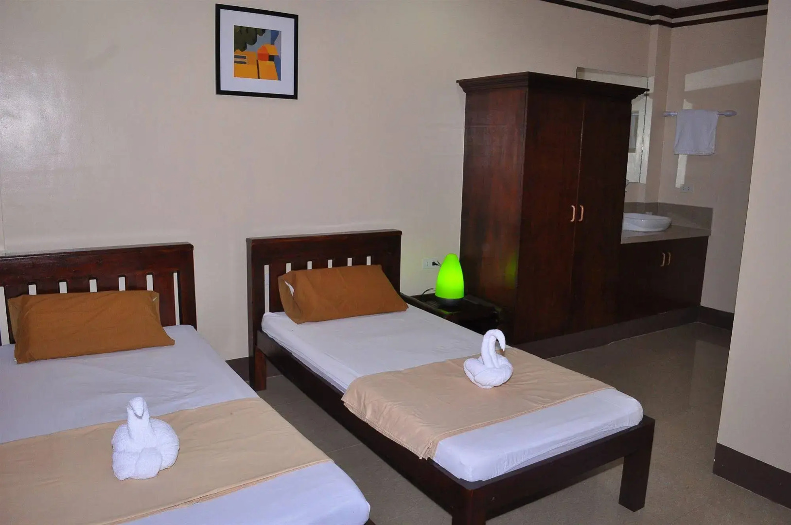 Slam's Garden Dive Resort