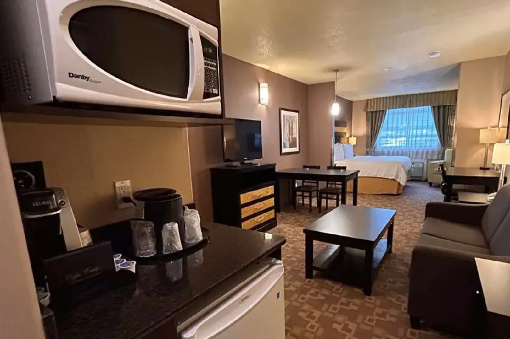 Hotel Dawson Creek, SureStay Collection by Best Western