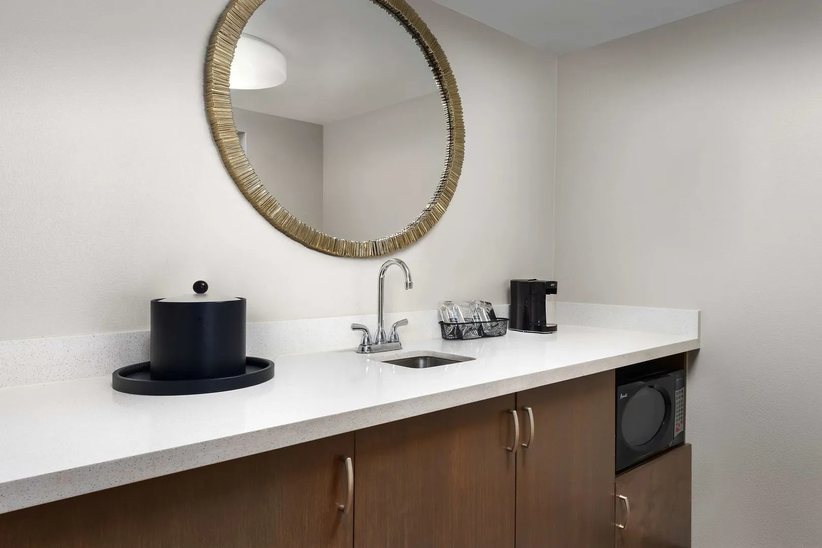 Hampton Inn & Suites Lake Mary At Colonial Townpark