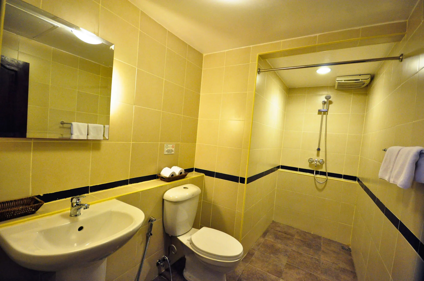 Phuket Airport Hotel