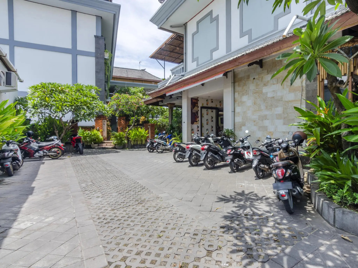 Sandat Hotel Kuta