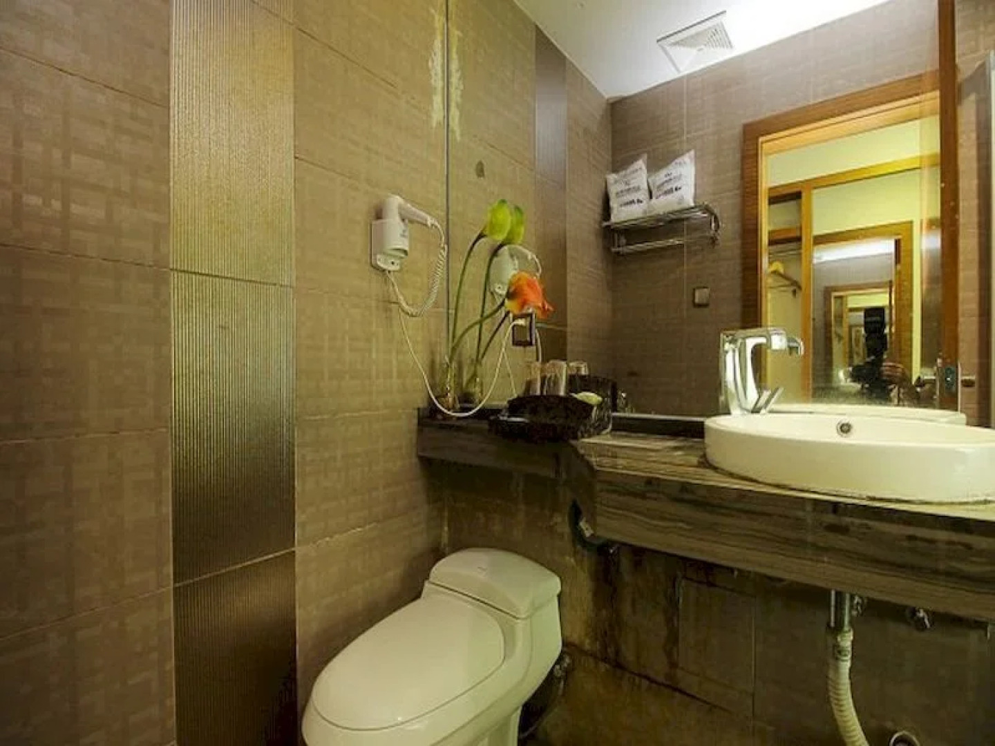 Jiajie Inn Haikou Fruit Market Branch