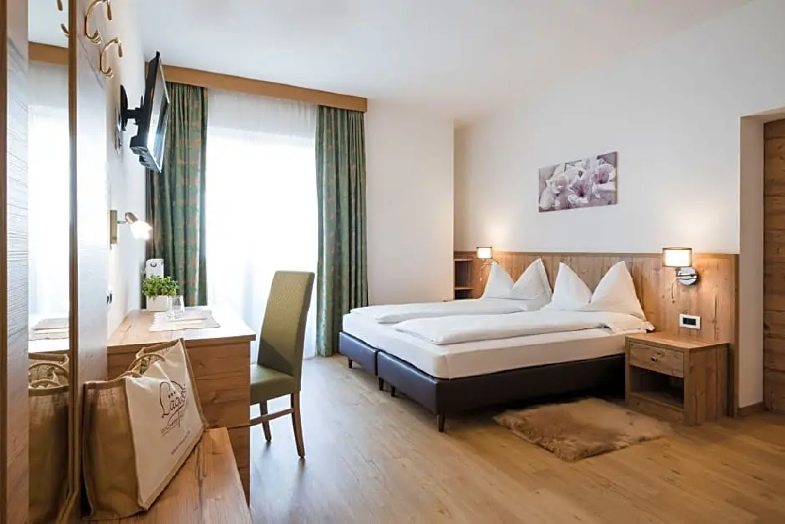 Laguscei Dolomites Mountain Hotel