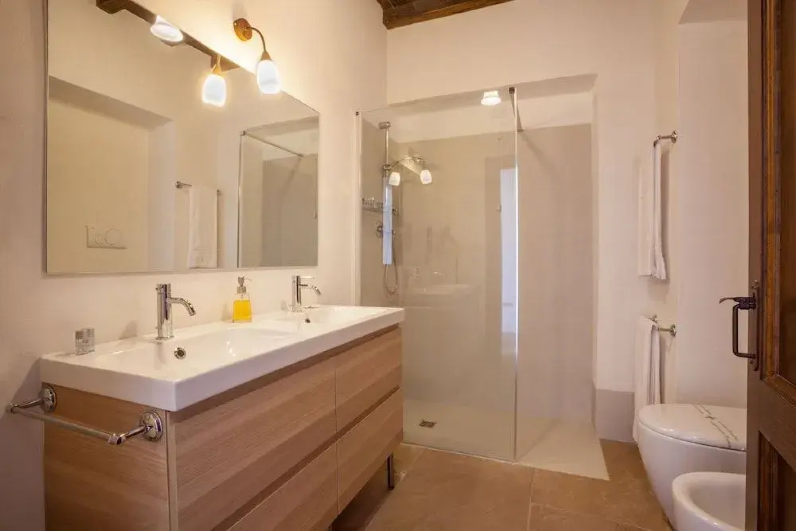 Il Castello Di Campello