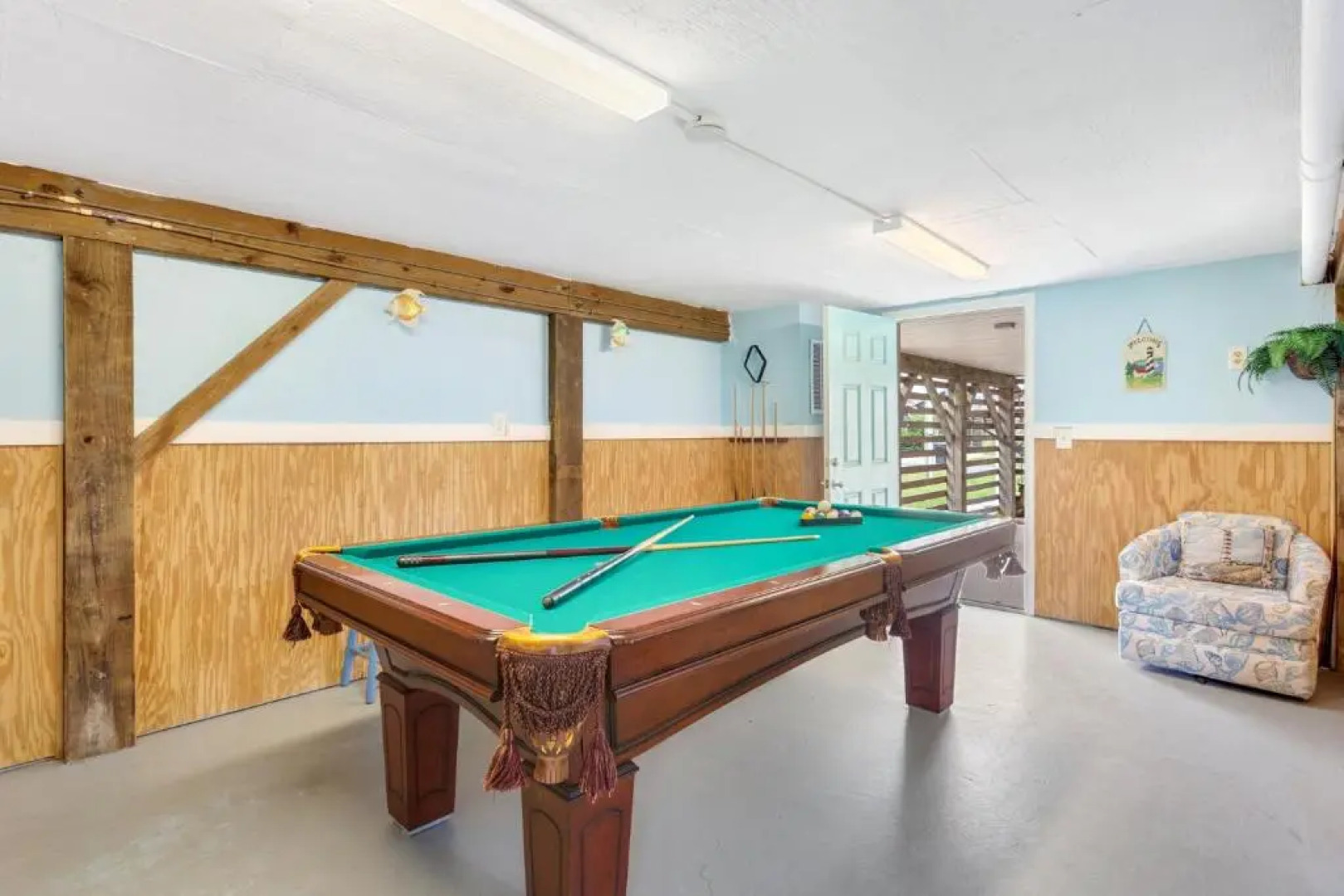 5001 - Indebted By The Sea