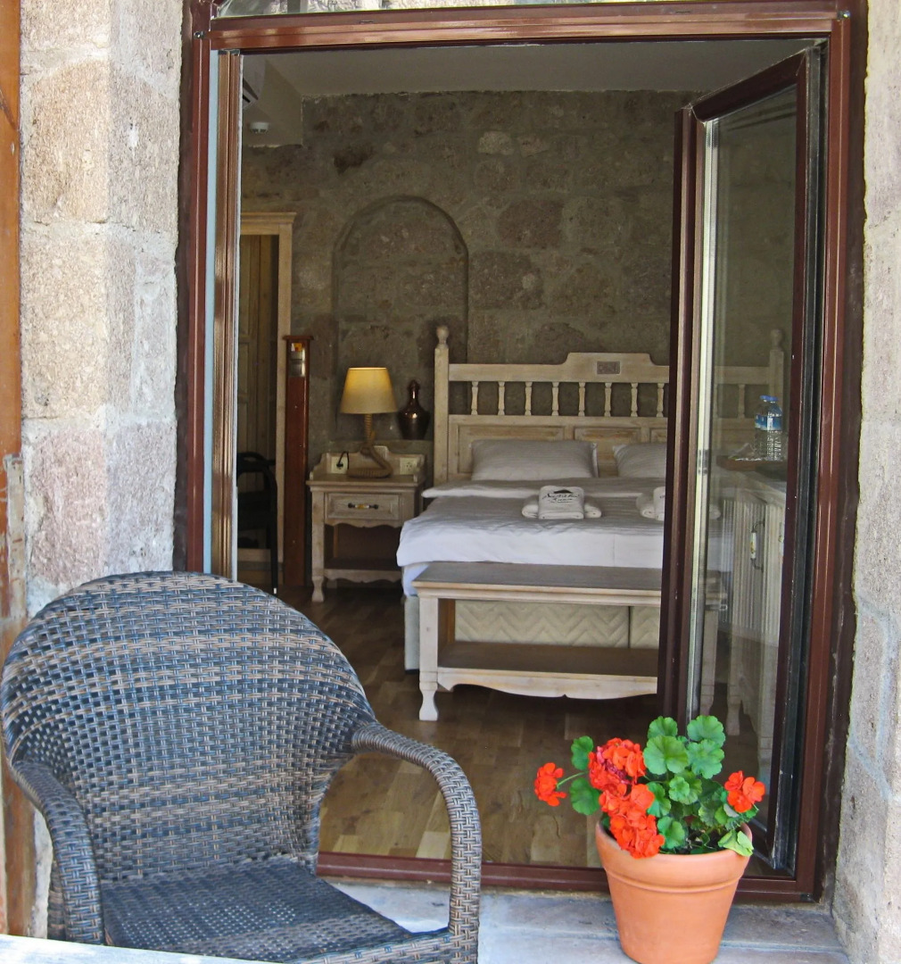 Assos Sunaba Kasri - Special Class