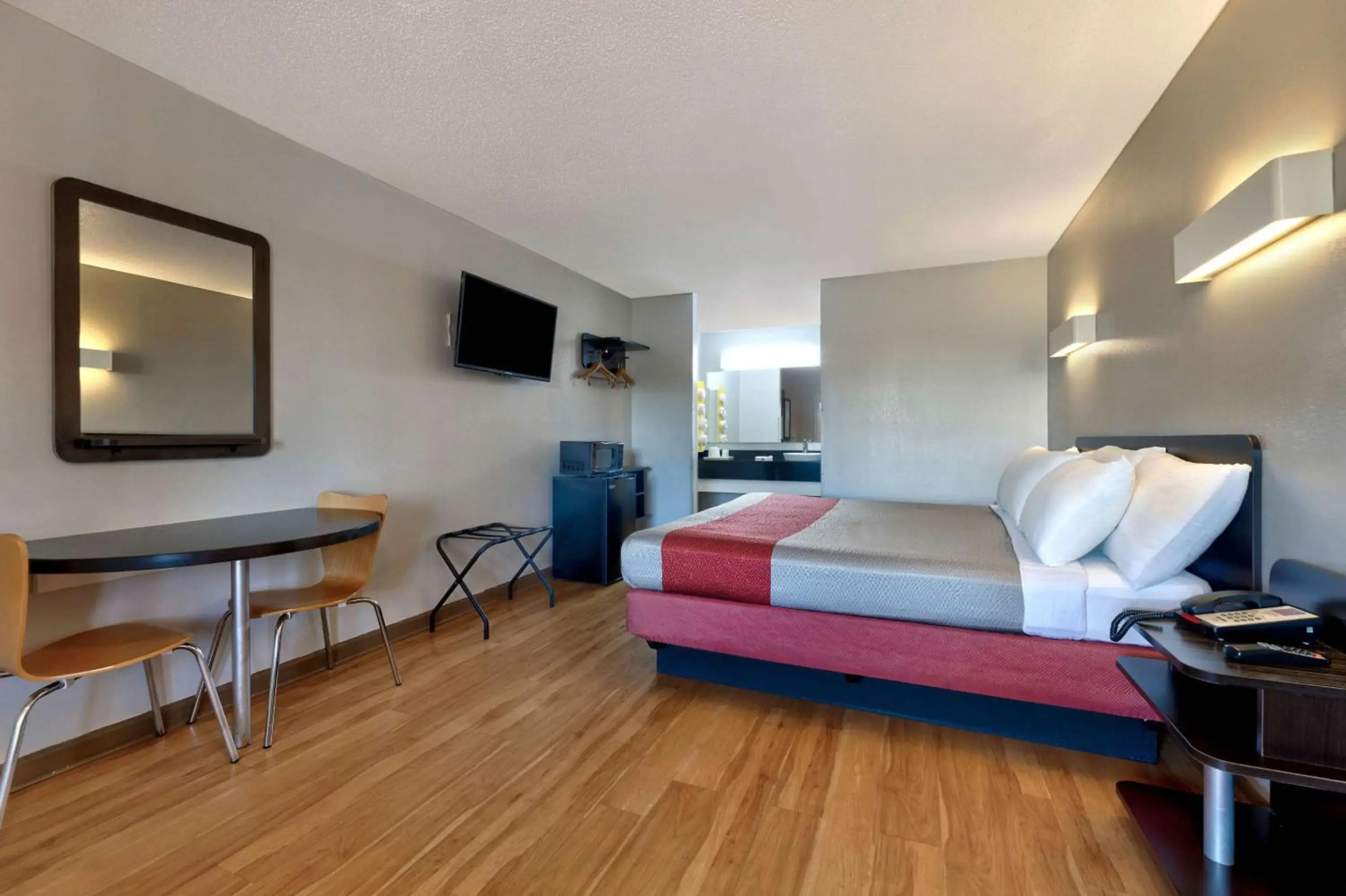 Motel 6 Cookeville, TN