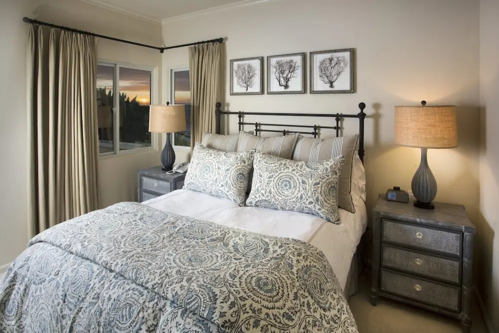 Sunset Cove Villas in Laguna Beach