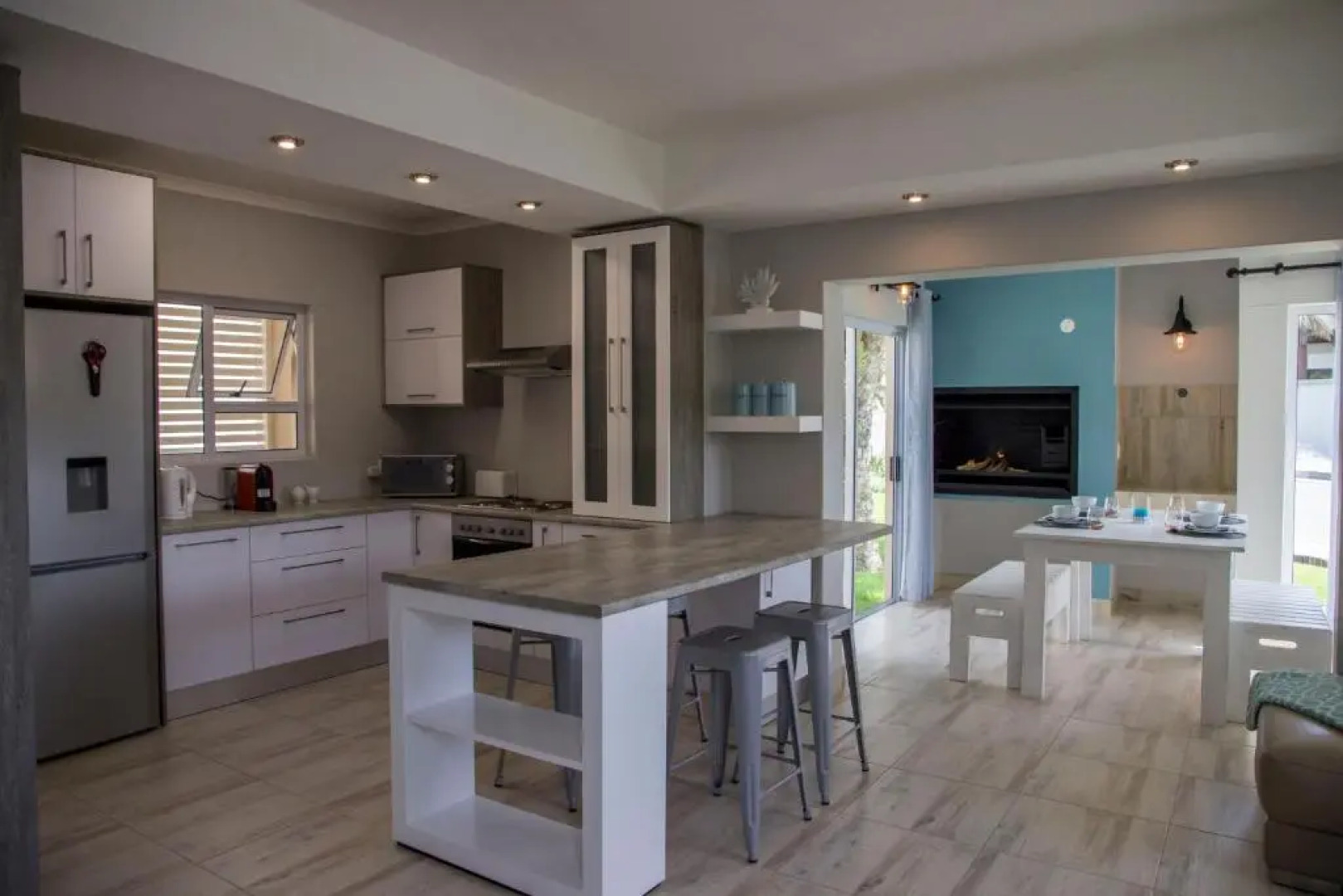 The Waterfront Cottage F12