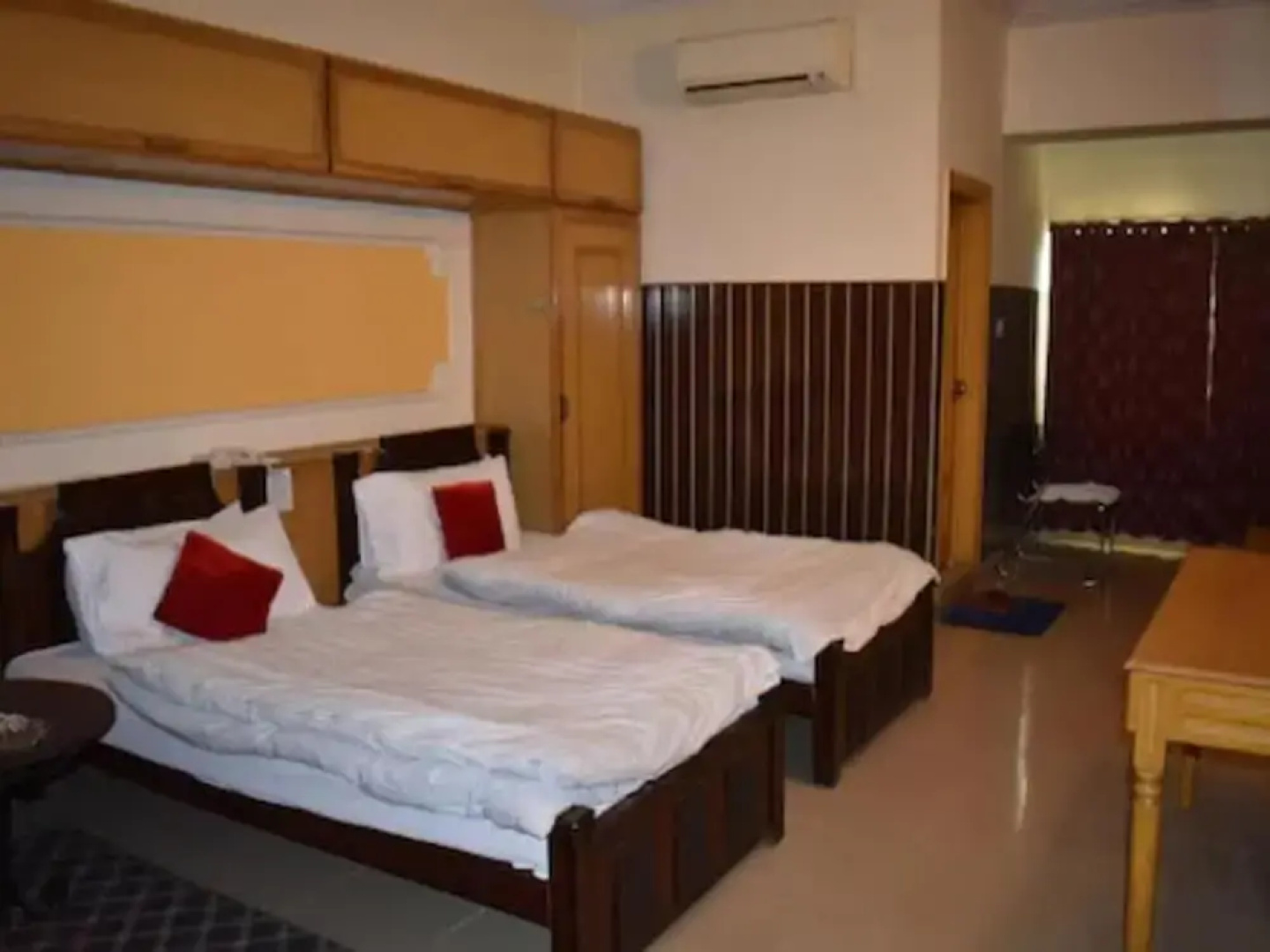 Hotel De Mall
