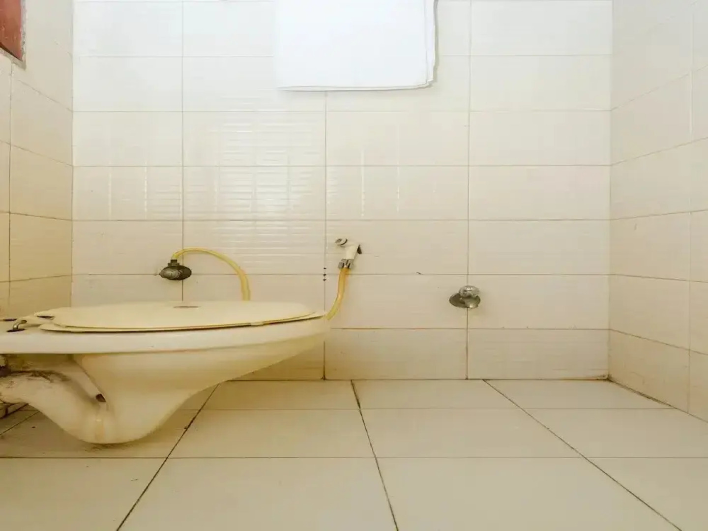 Hotel Bhubaneswari Classic by OYO Rooms