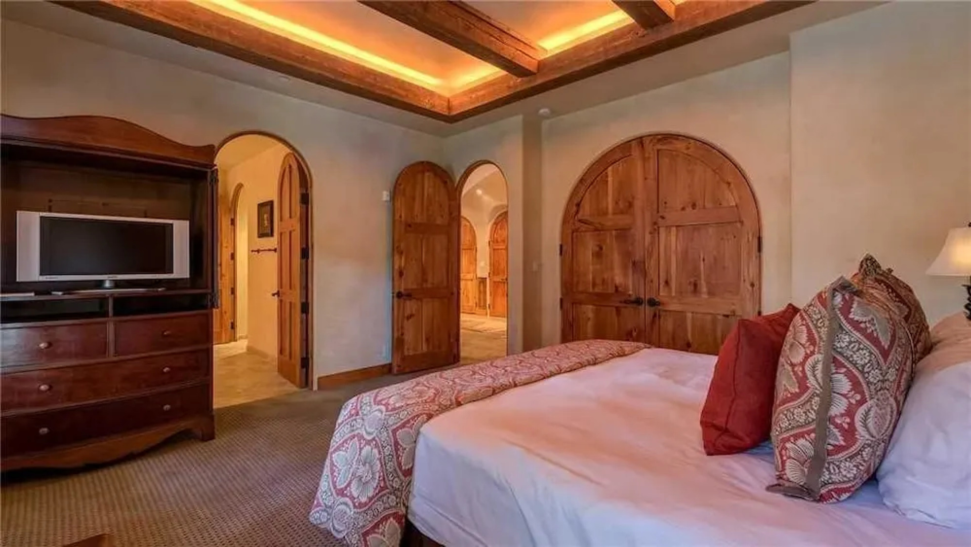 See Forever San Sophia 117