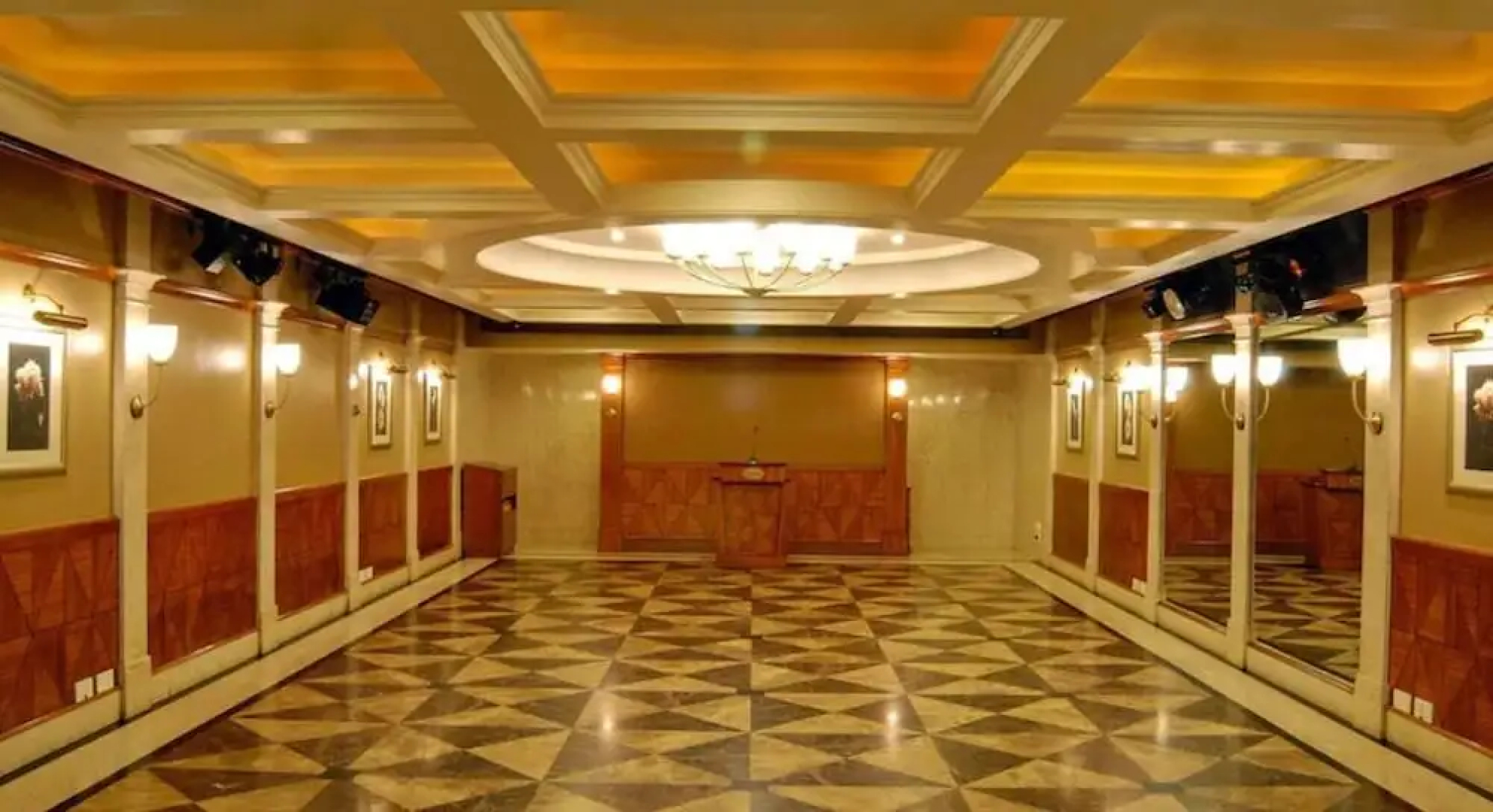 Silver Palace Hotel