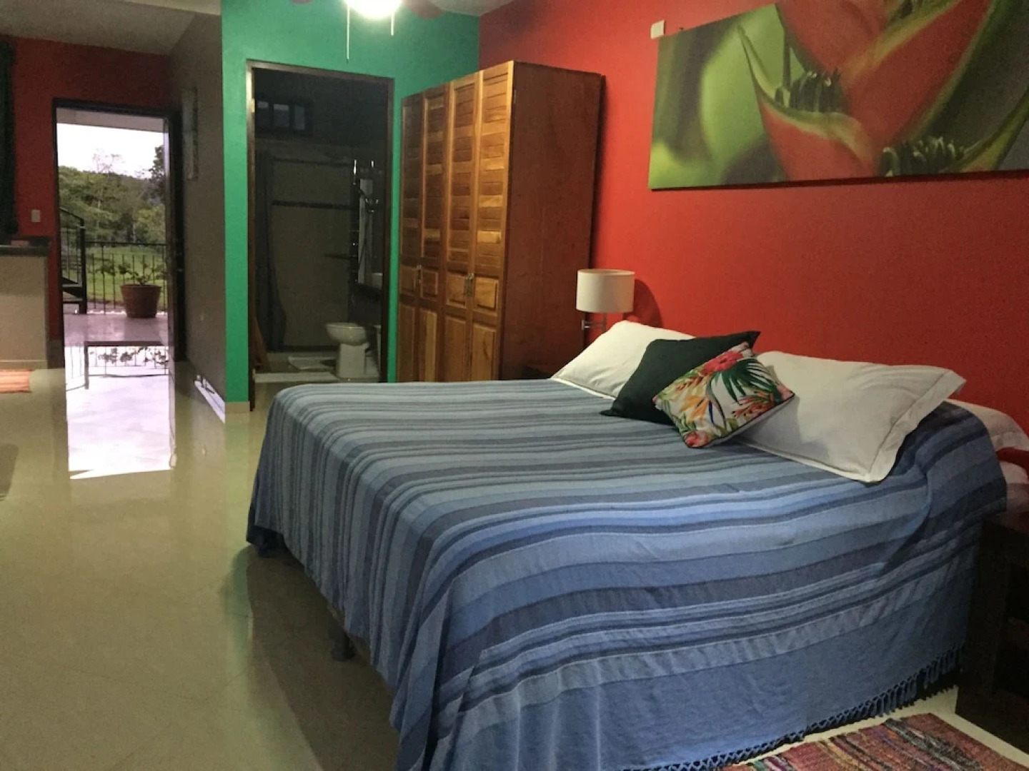 Bluebay Bugenvil Lake Lodge