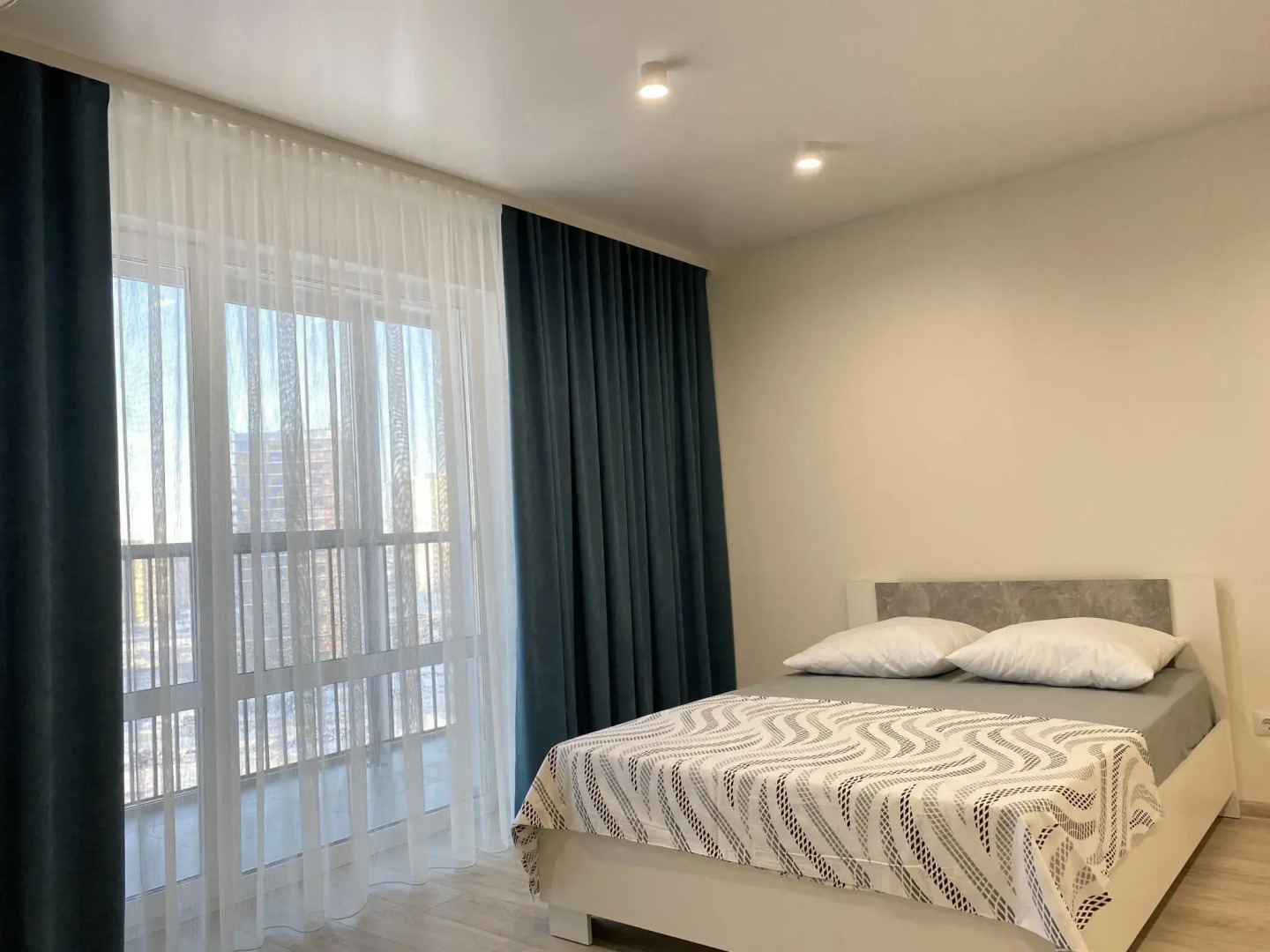 Апартаменты на улице Тёплых Встреч 3