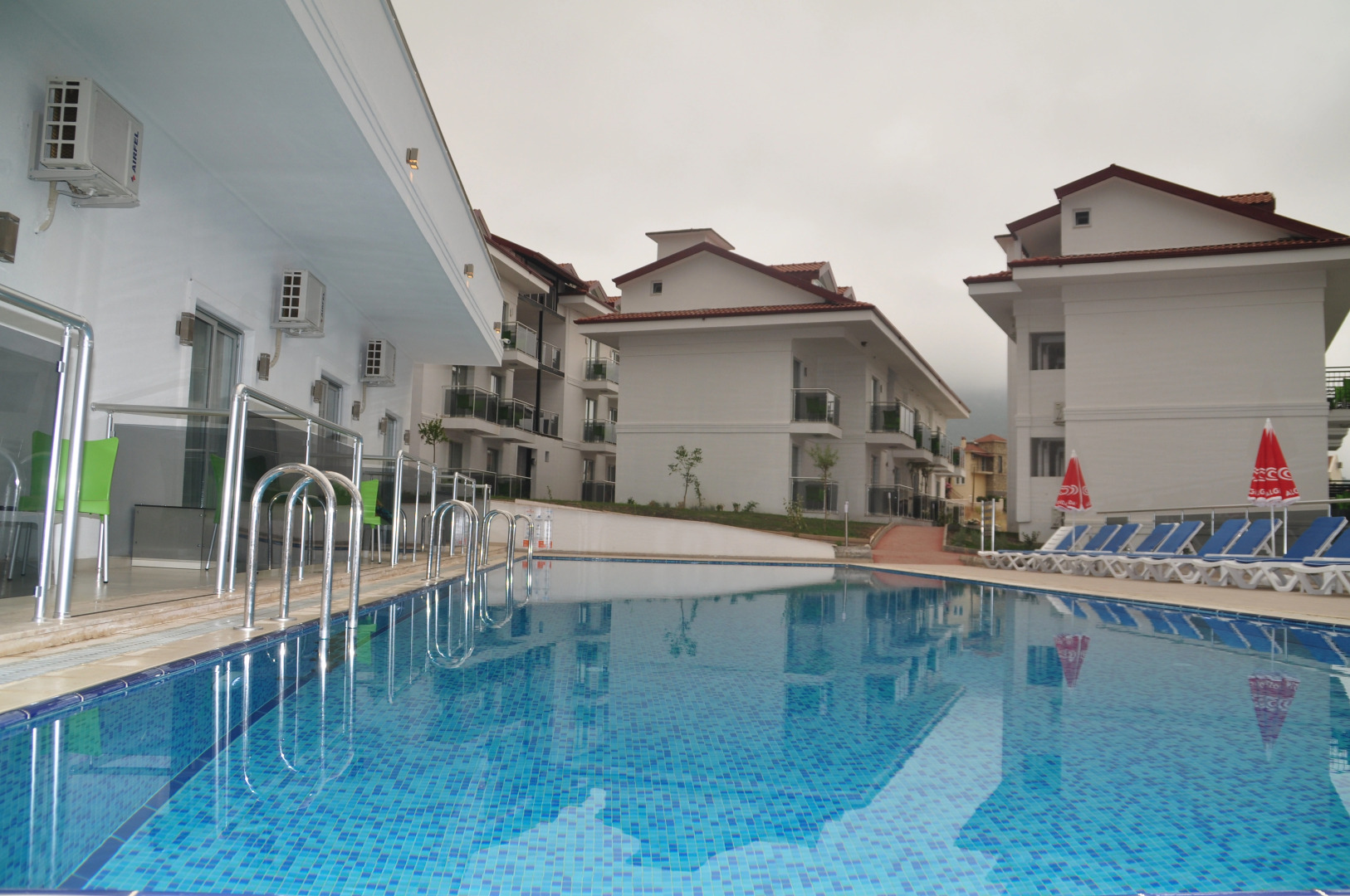 Sunshine Holiday Resort