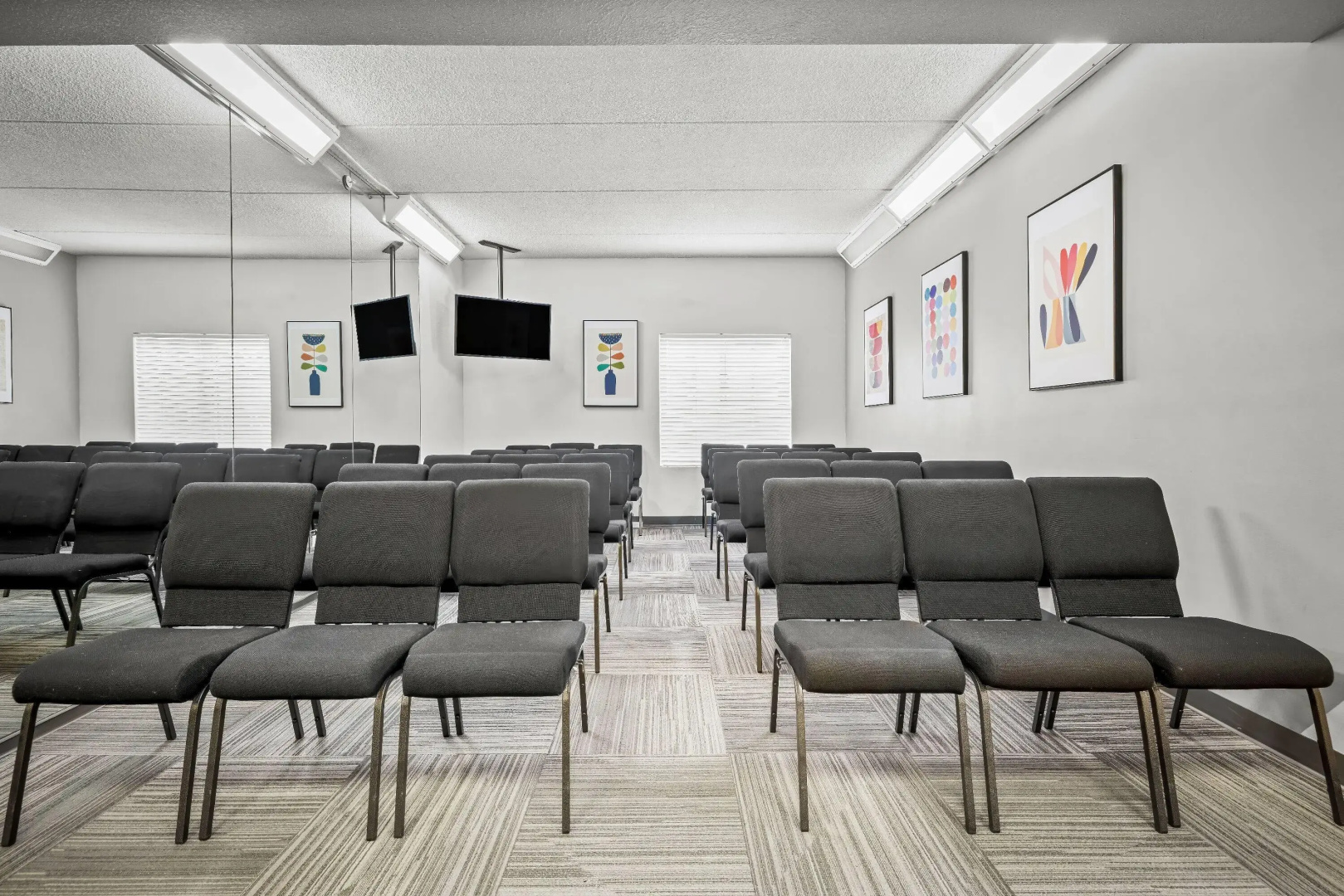 La Quinta Inn & Suites by Wyndham Miami Airport West