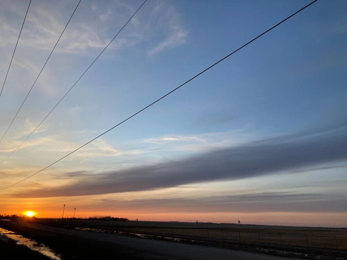 Meridian Inn & Suites Regina Airport