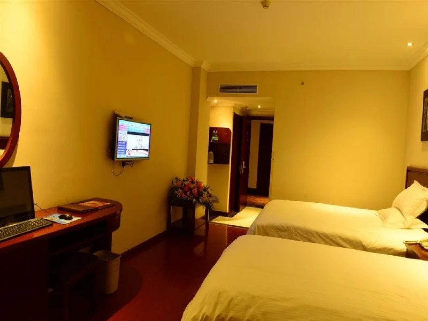 GreenTree Inn Yingtan Bus Station Express Hotel