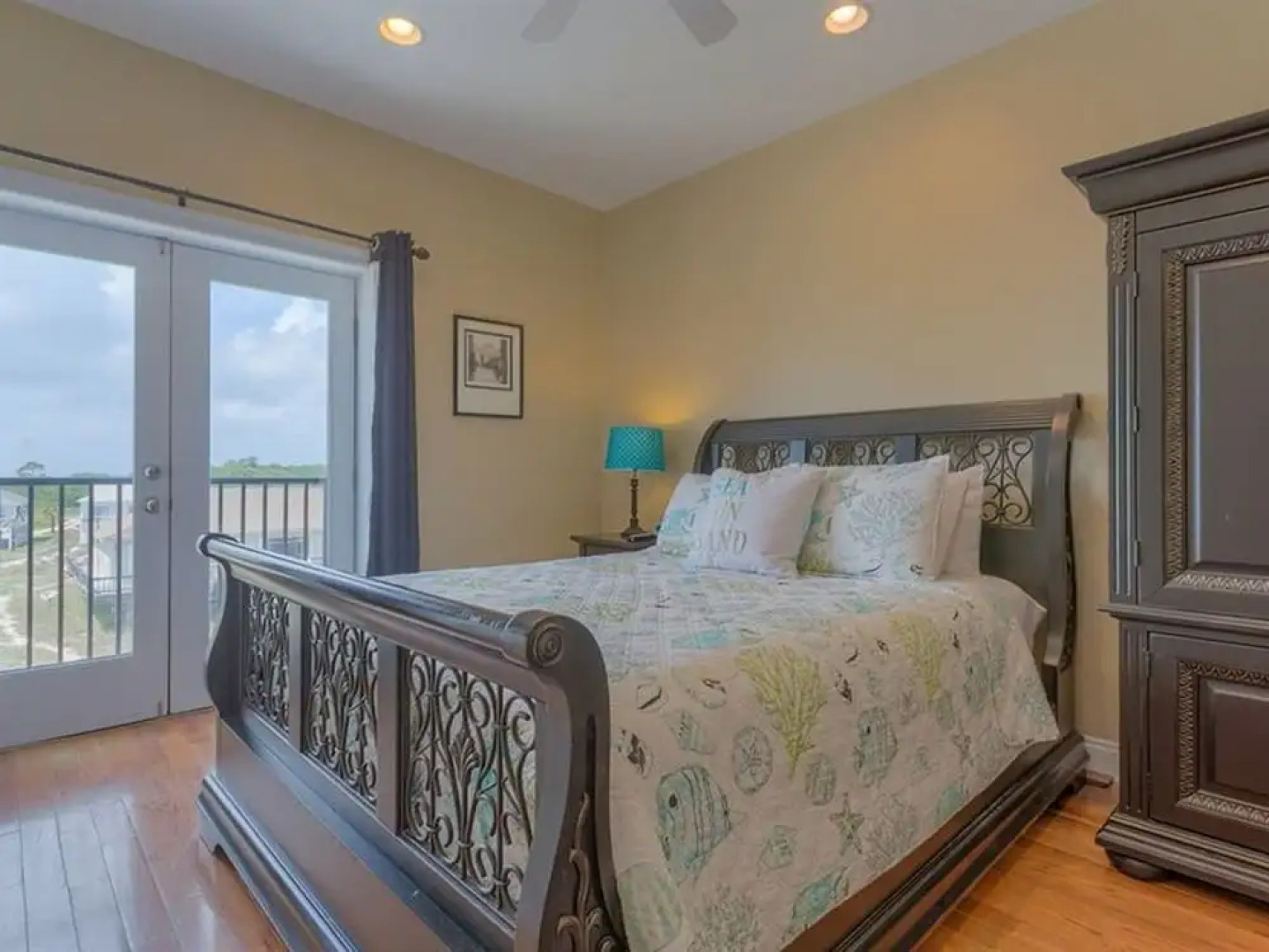 Beach Estate West by Meyer Vacation Rentals